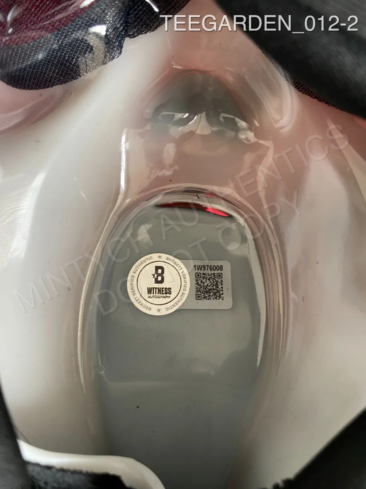 Aimee Teegarden — Aimee Teegarden signed Ghost Face Scream Fun World Mask Beckett COA, image 2
