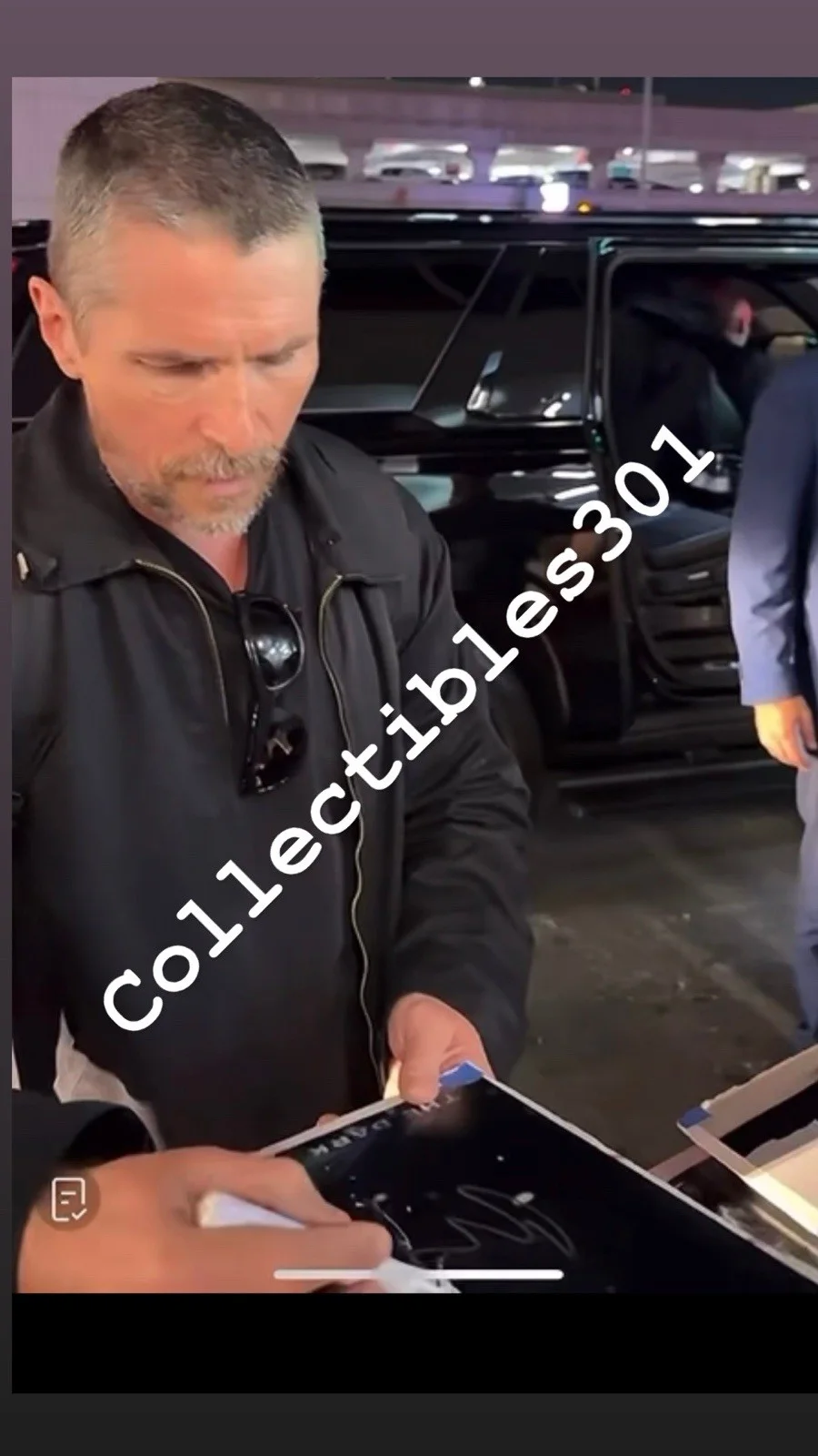 Christian Bale — Christian Bale Signed 11x14 Photo Batman The Dark Knight Autograph EXACT PROOF, image 5