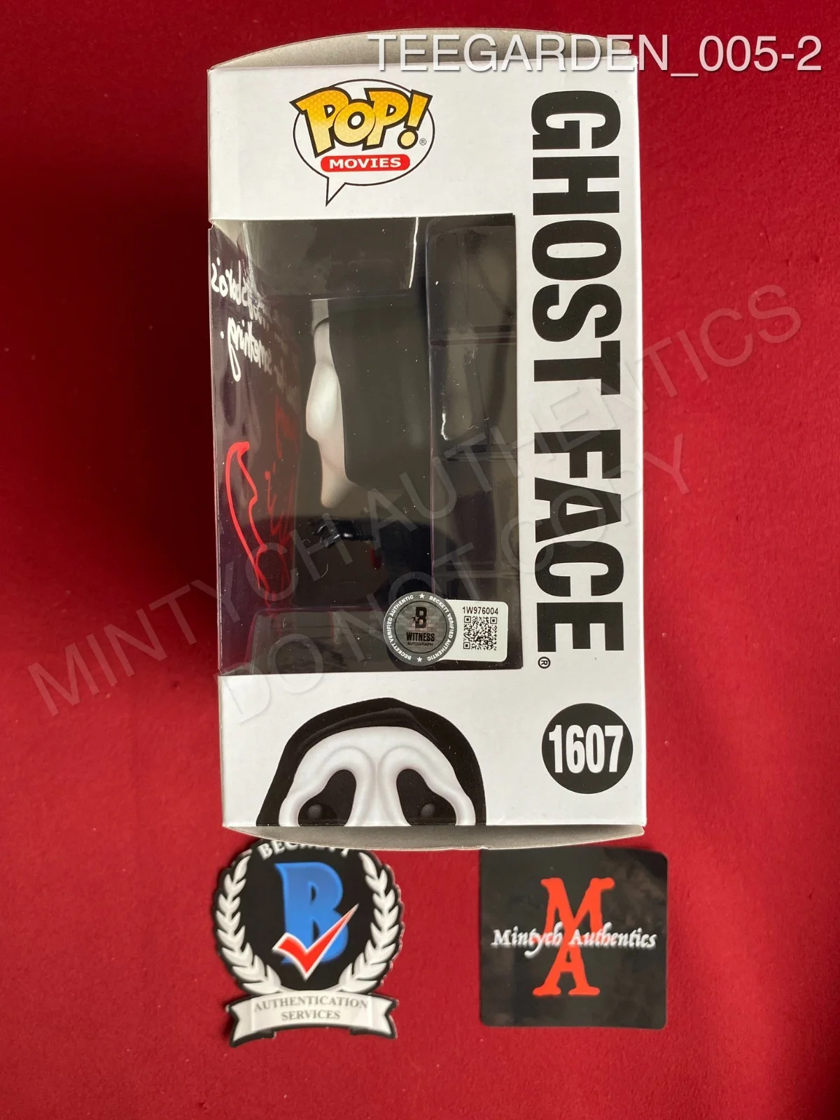 Aimee Teegarden — Aimee Teegarden signed Ghost Face Funko Pop #1607 Scream Beckett COA horror, изображение 2