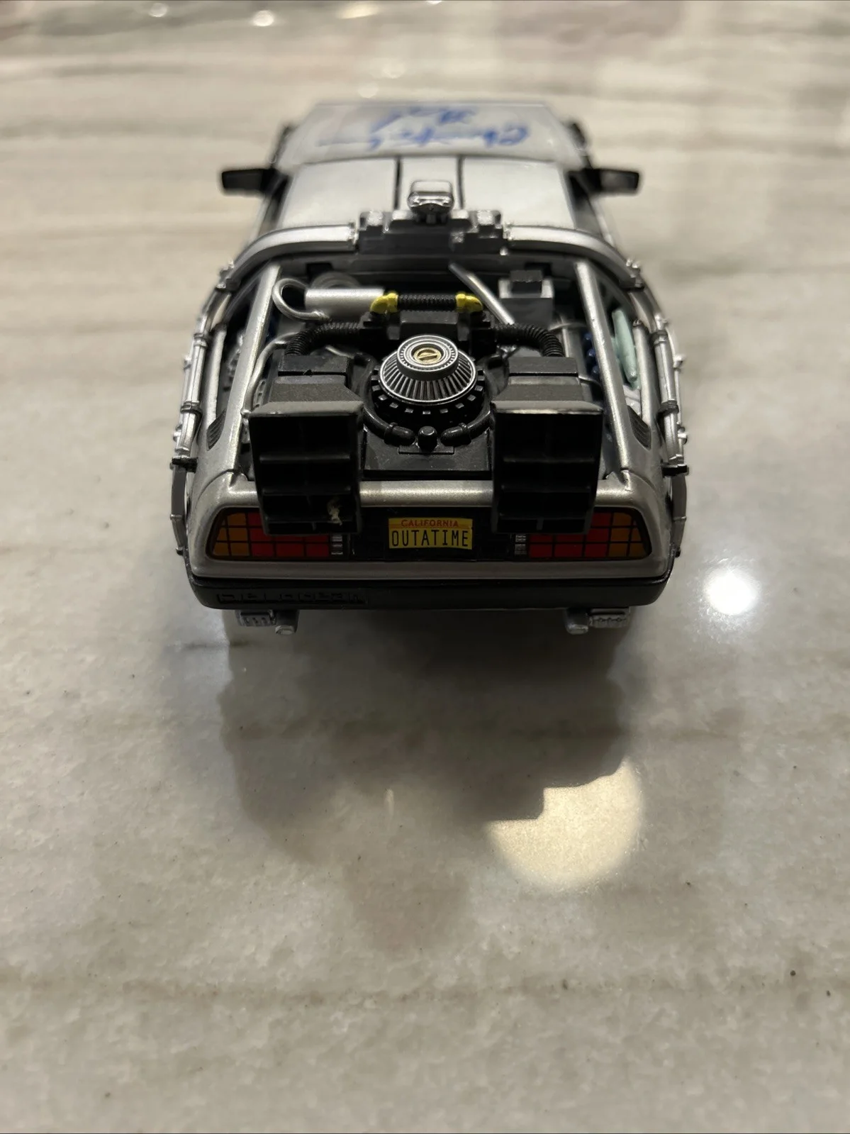 CHRISTOPHER LLOYD — CHRISTOPHER LLOYD Hand SIGNED BACK TO THE FUTURE 1:24 DELOREAN, image 4