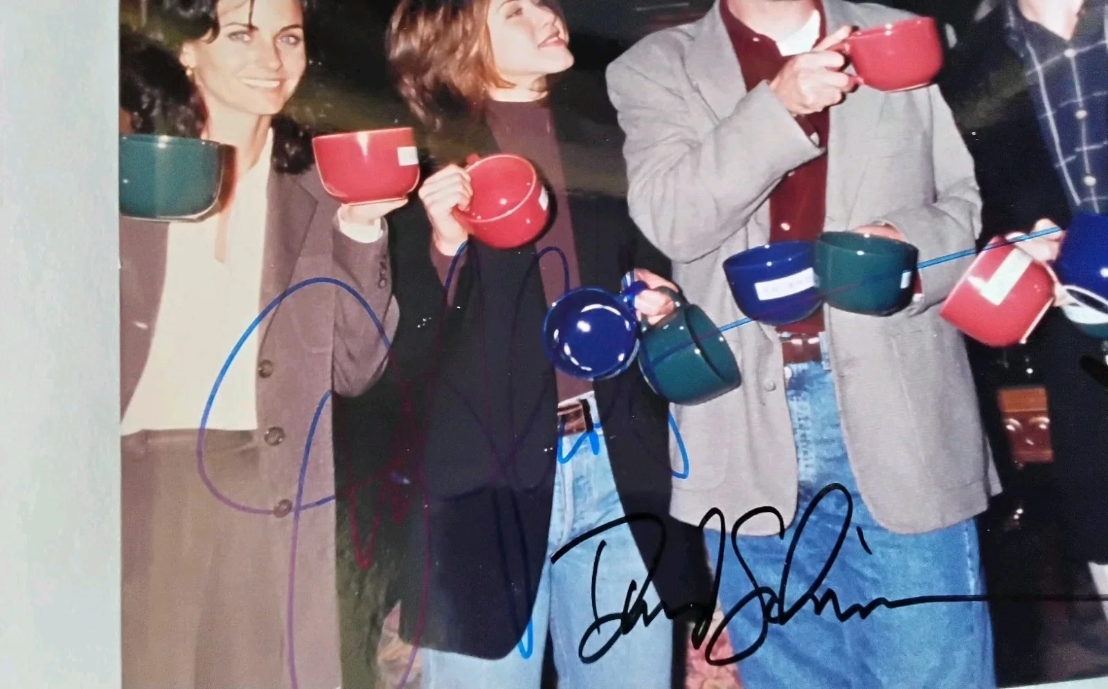 FRIENDS TV SHOW CAST AUTOGRAPHED 8 1/2 X 11 PHOTO /, image 4