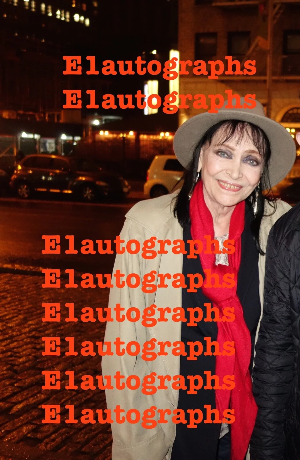 Anna Karina — Anna Karina Signed 8x10 Photo in person Photo Proof. Godard' Band of Outsiders, изображение 2