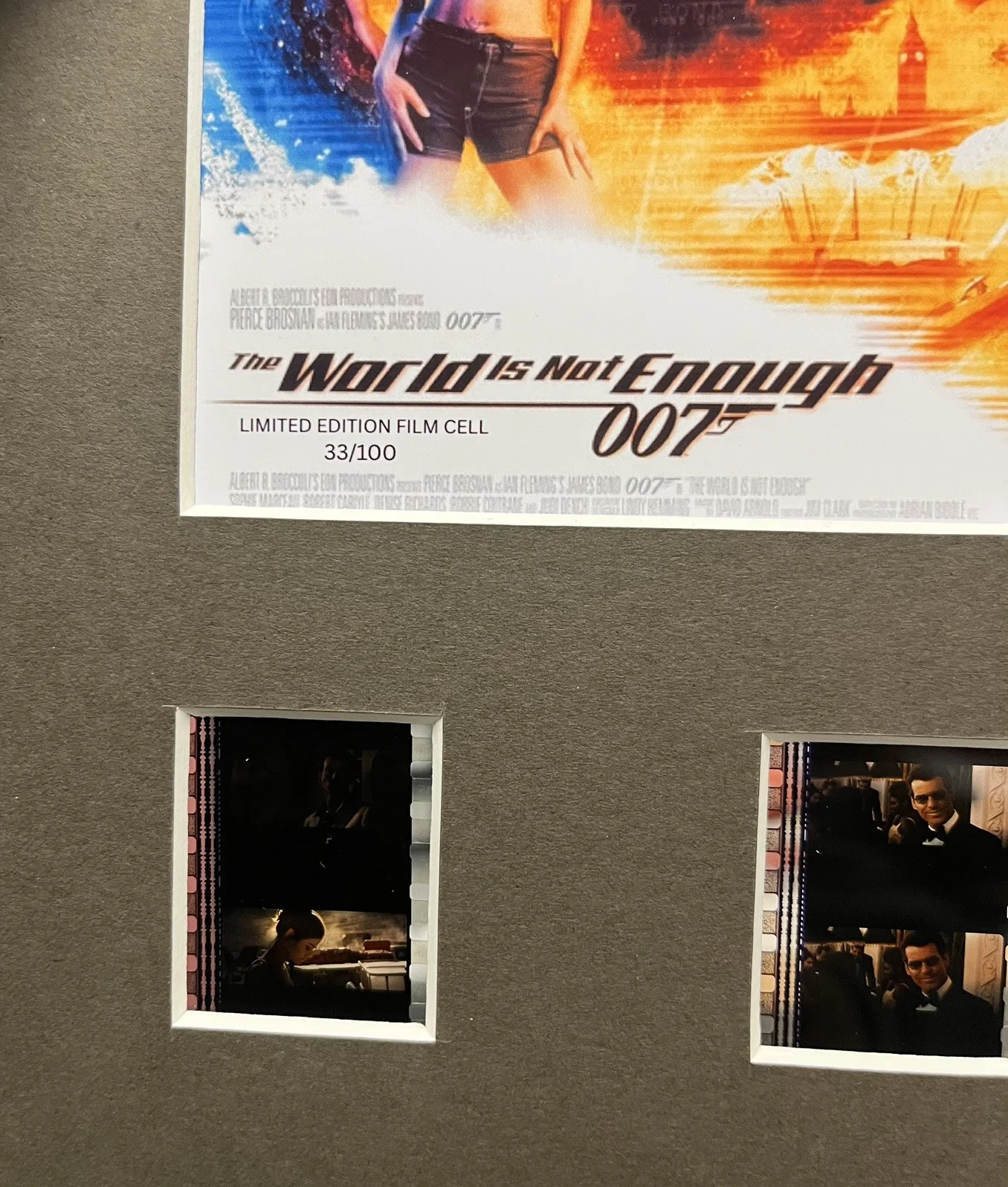 007 JAMED BOND. The World is not Enough . 35mm Film Cell Mounted Display, image 3