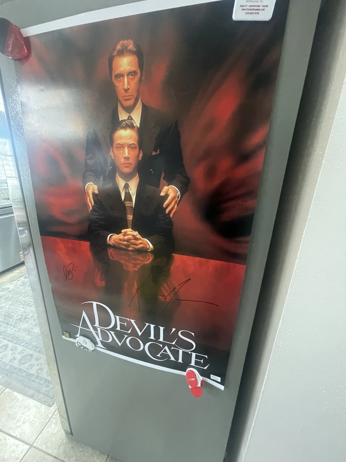 Al Pacino — Al Pacino+ Keanu Reeves Auto Devil's Advocate 24x37 Movie Poster COA, image 3