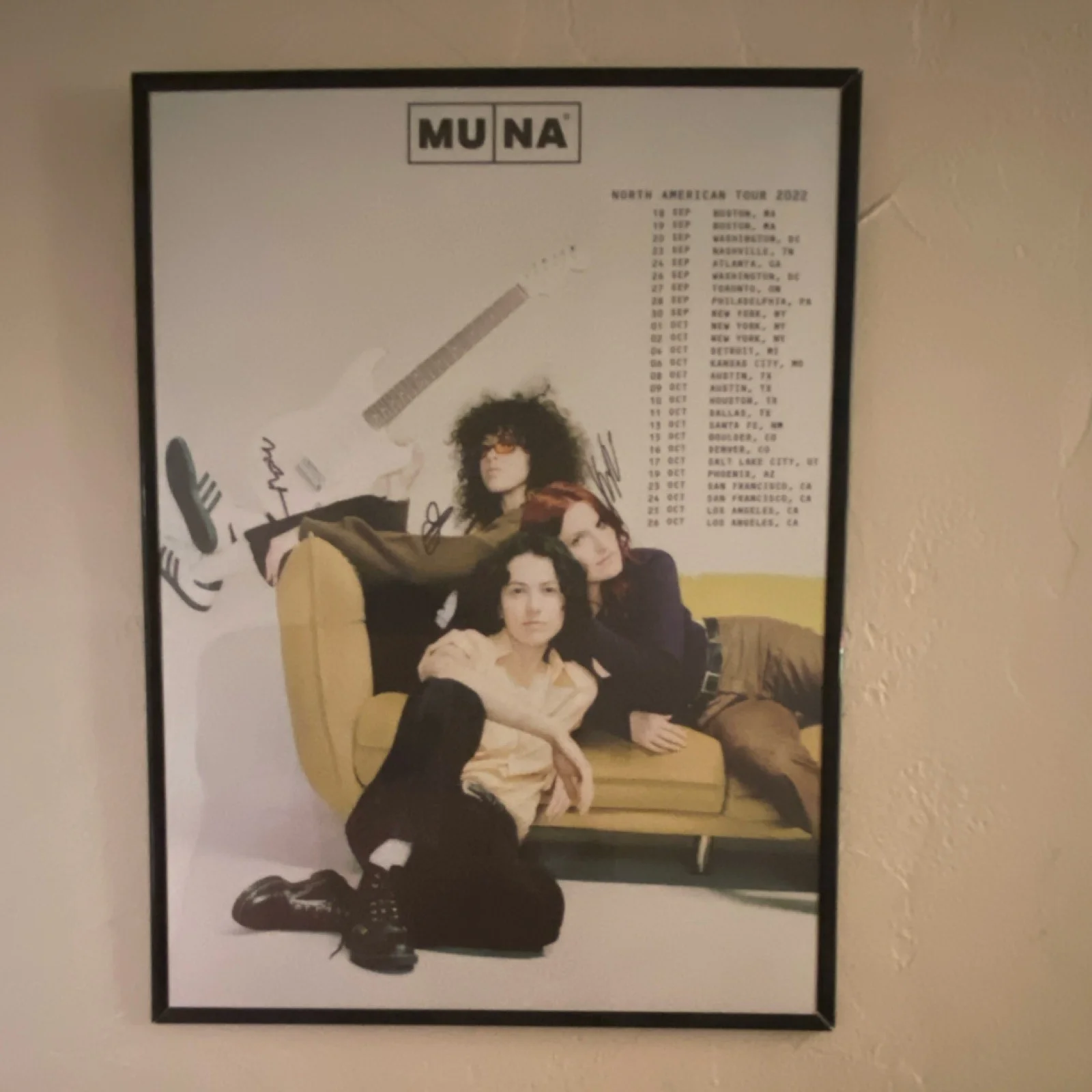 MUNA North American Tour 2022 Autographed Poster - The Wiltern 10/25-26/22, изображение 2