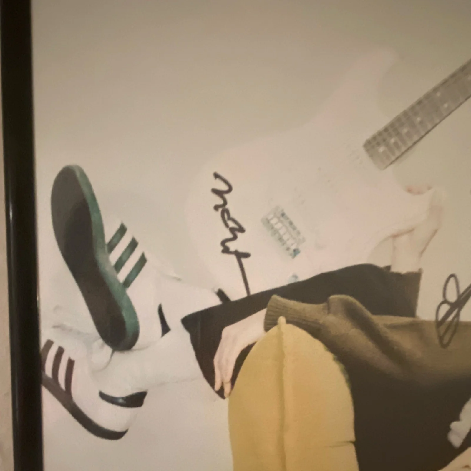 MUNA North American Tour 2022 Autographed Poster - The Wiltern 10/25-26/22, изображение 3