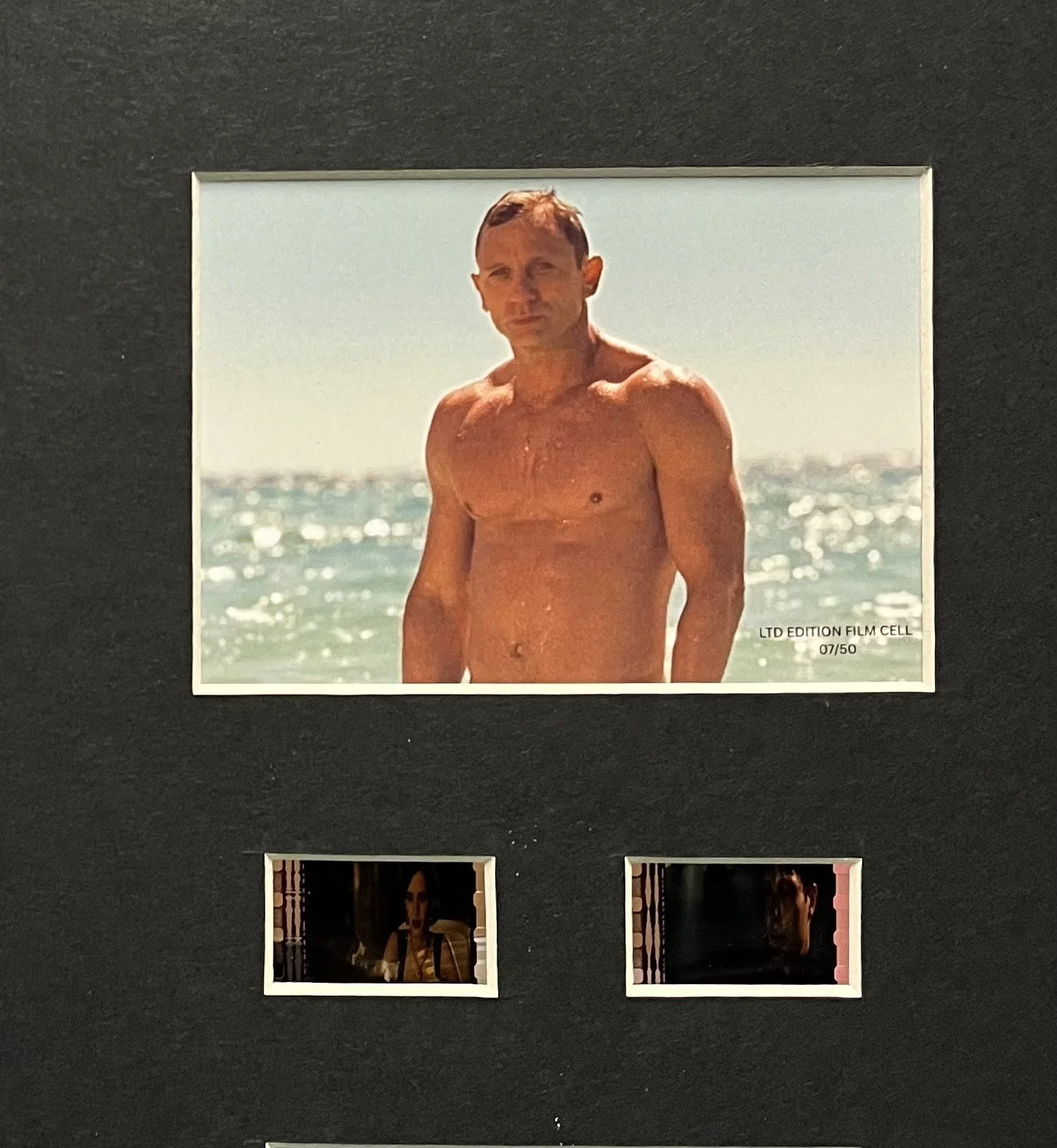 CASINO ROYALE. Daniel Craig. . 35mm Film Cell Mounted Display, image 3
