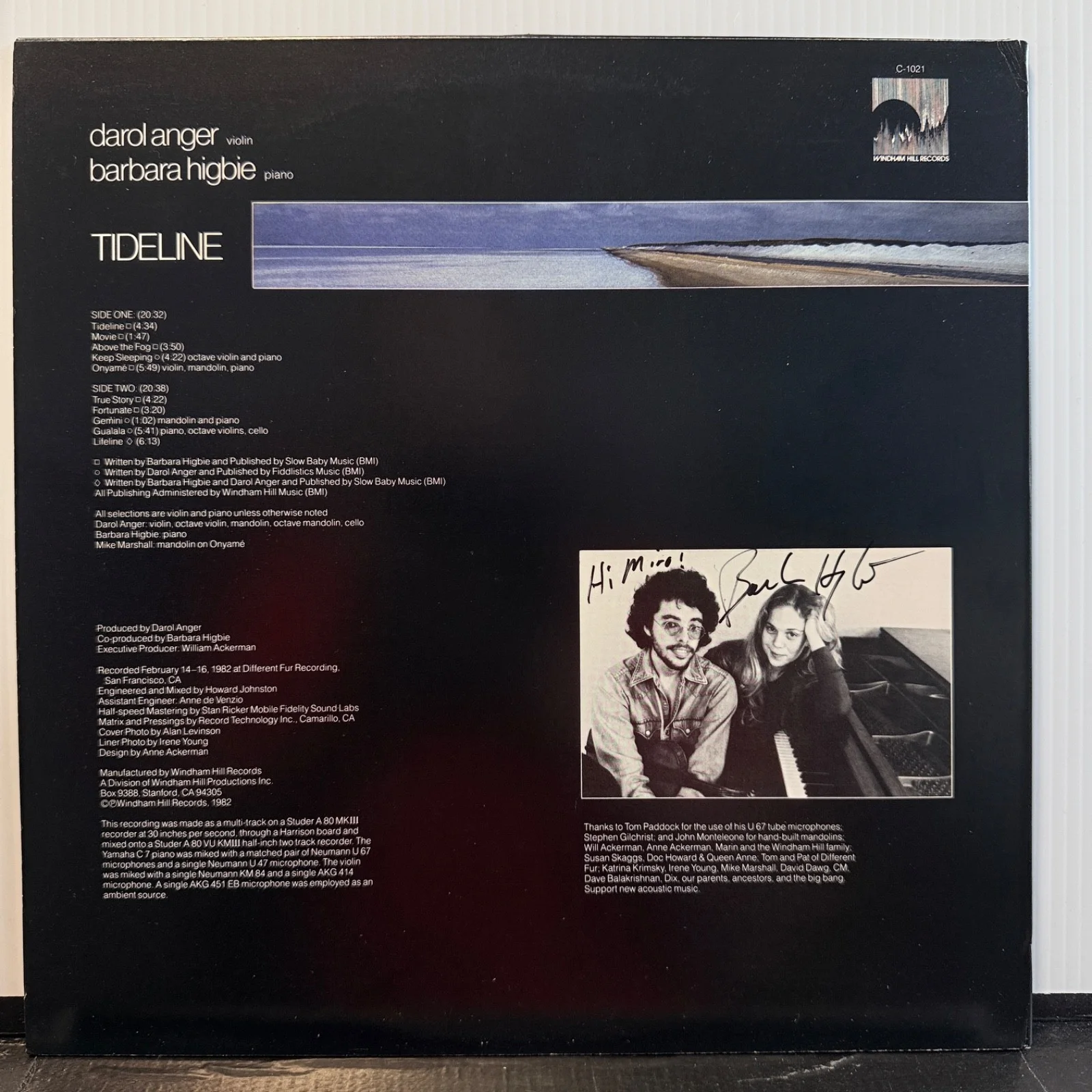 AUTOGRAPHED- DAROL ANGER / BARBARA HIGBIE "Tideline" by Barbara on back cover NM, изображение 3