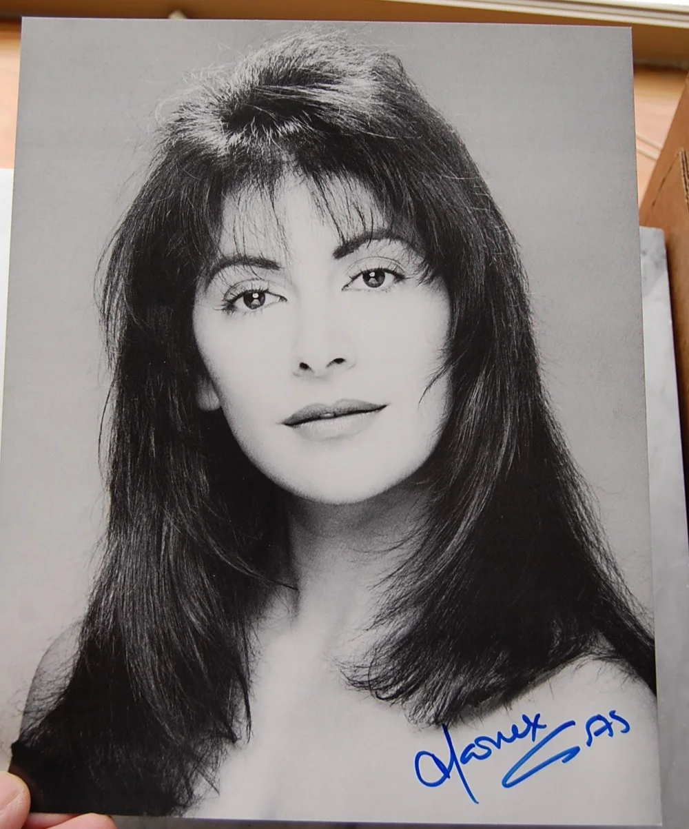 Marina Sirtis — Marina Sirtis Deanna Troi Autographed 8"x 10" - Star Trek: TNG +4 extra photos