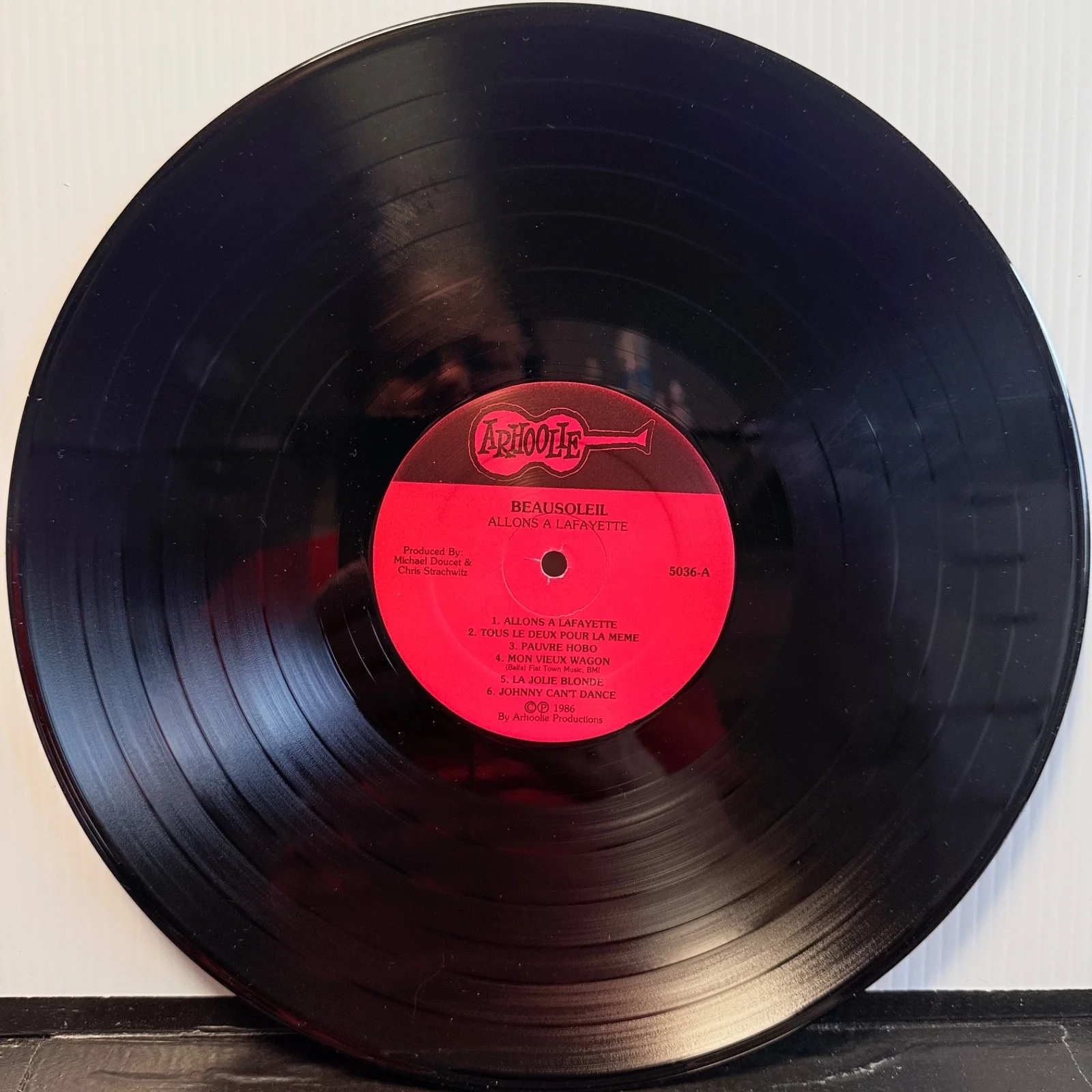 AUTOGRAPHED- BEAUSOLEIL (Michael Doucet) "Allons A Lafayette" vinyl LP 5036 USA, image 4