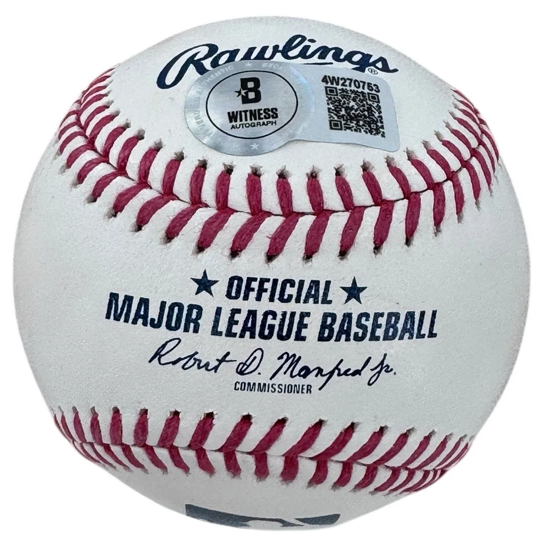 Linda Blair — Linda Blair Signed Major League Baseball MLB w/ "Sweet Dreams" Beckett Witnessed, изображение 3