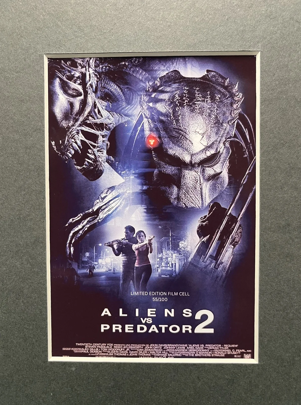 ALIEN v PREDATOR 2. Requiem. . 35mm Film Cell Mounted Display, image 3