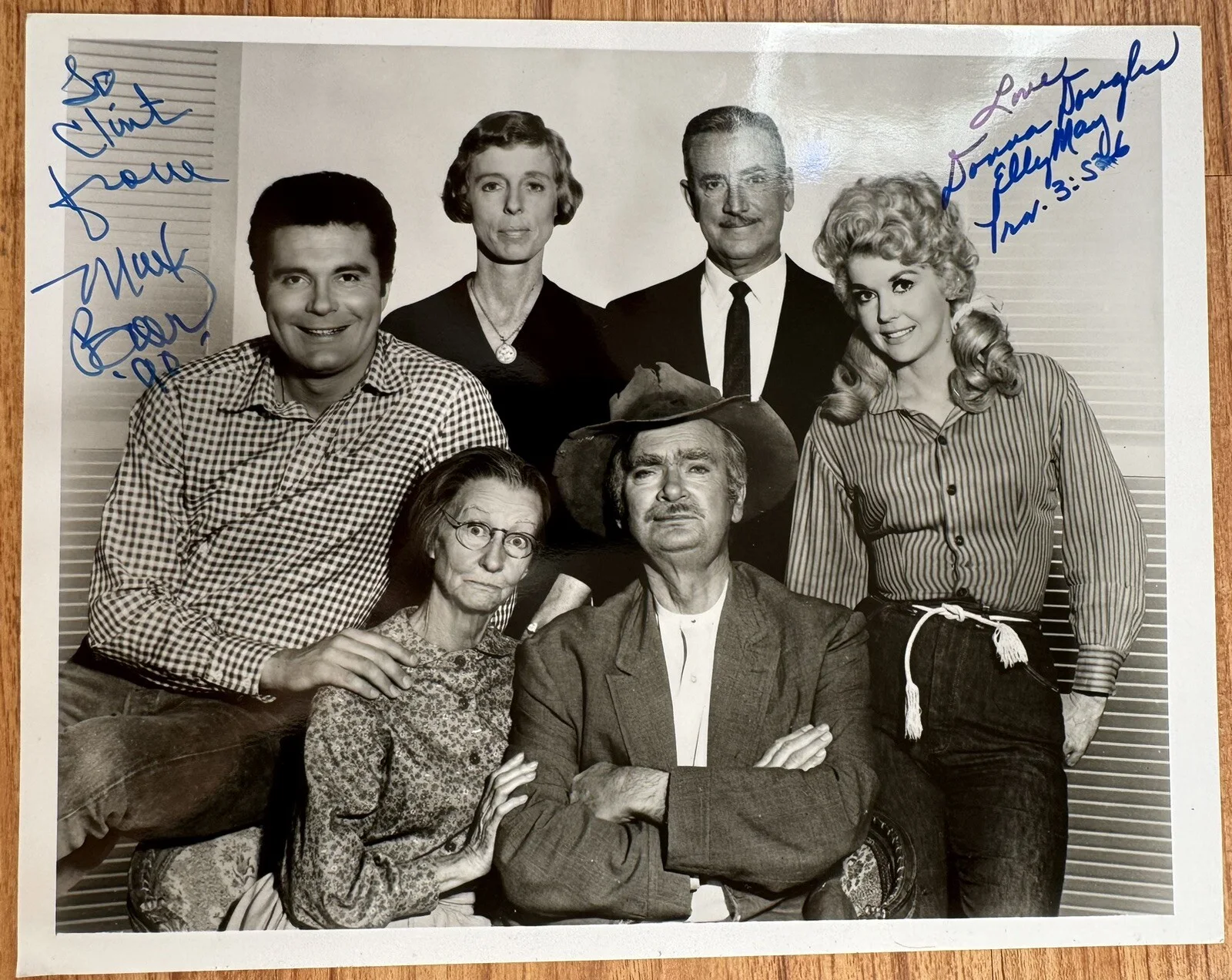 Max Baer & Donna Douglas — Max Baer Jr & Donna Douglas Beverly Hillbillies Signed 8 x 10 Vintage Photo COA