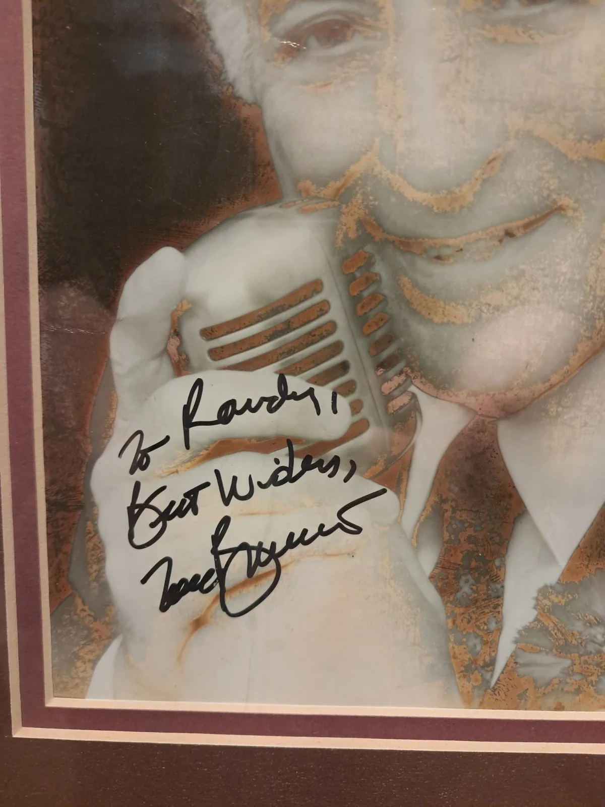 Tony Bennett Signed Framed Original Photograph Music Memorabilia, image 2