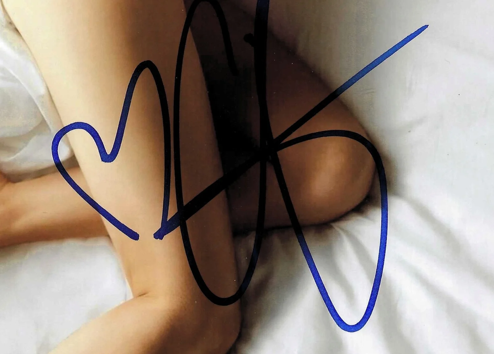 Christina Aguilera Signed "in person" 8x10 Color Photo - "Beautiful" - UACC COA, изображение 2