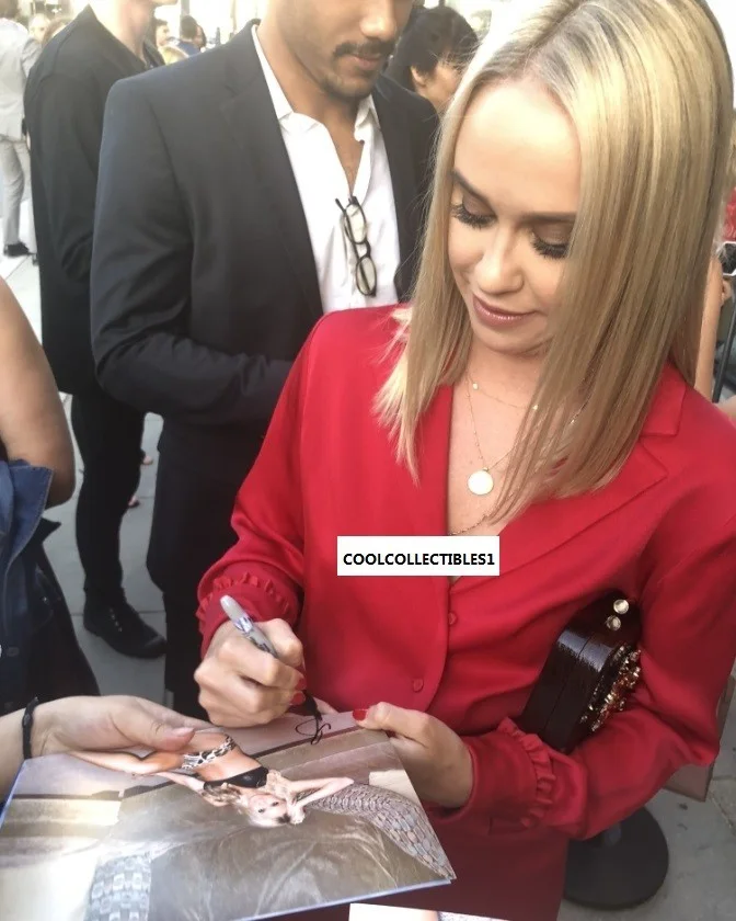 BECCA TOBIN — BECCA TOBIN "GLEE" IN PERSON SIGNED 8X10 COLOR PHOTO 5 COA "EXACT PROOF", image 2