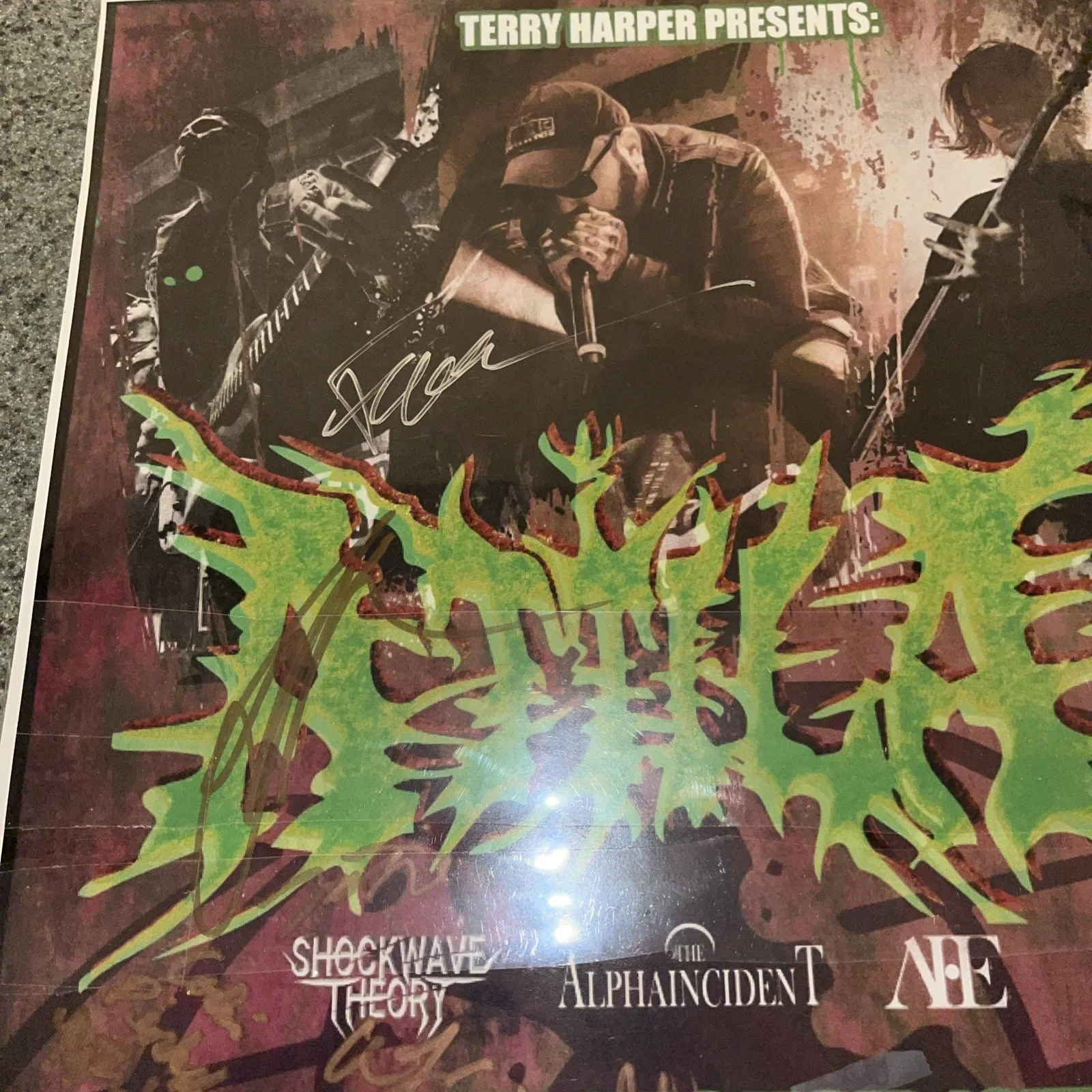 ❤️ATTILA ORIGINAL AUTOGRAPHED BAND POSTER 2022 SHOCKWAVE THEORY CHRIS FRONZAK, image 3