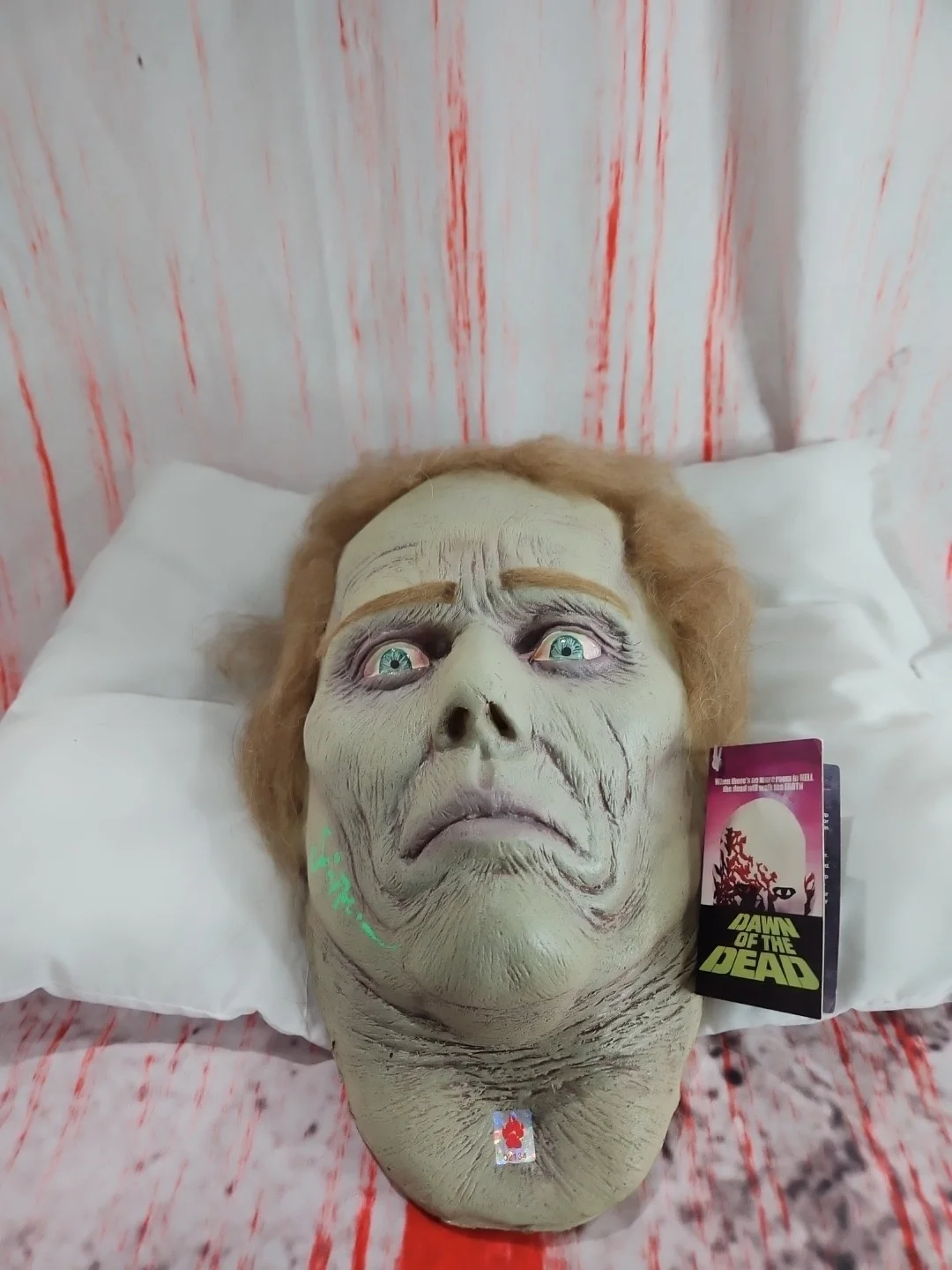 Scott Reiniger — Scott Reiniger Signed TOTS Dawn of the Dead Roger Pillow Pal With COA, image 2
