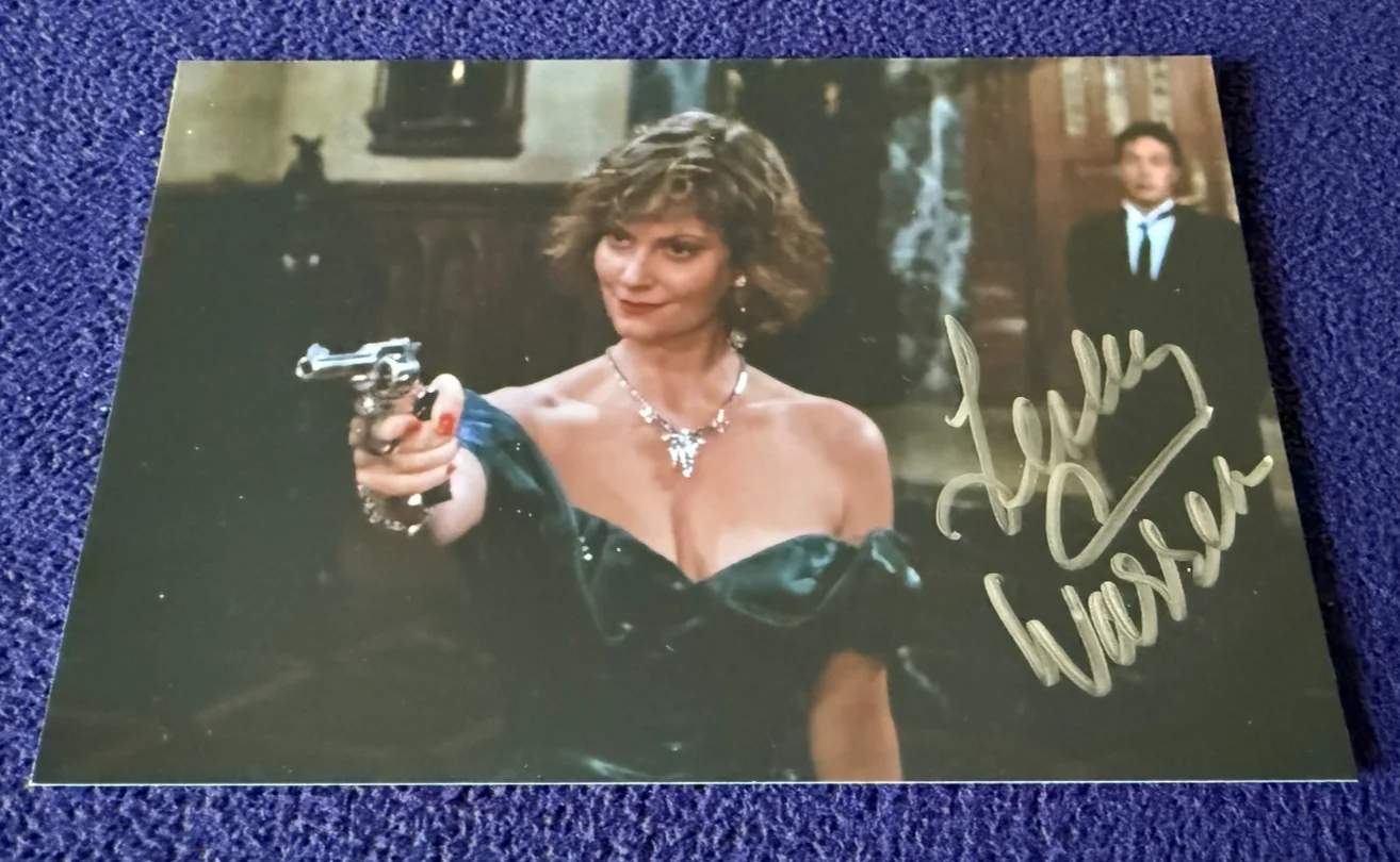 Lesley Ann Warren — LESLEY ANN WARREN Signed 4x6 CLUE MOVIE Photo AUTOGRAPH MISS SCARLET