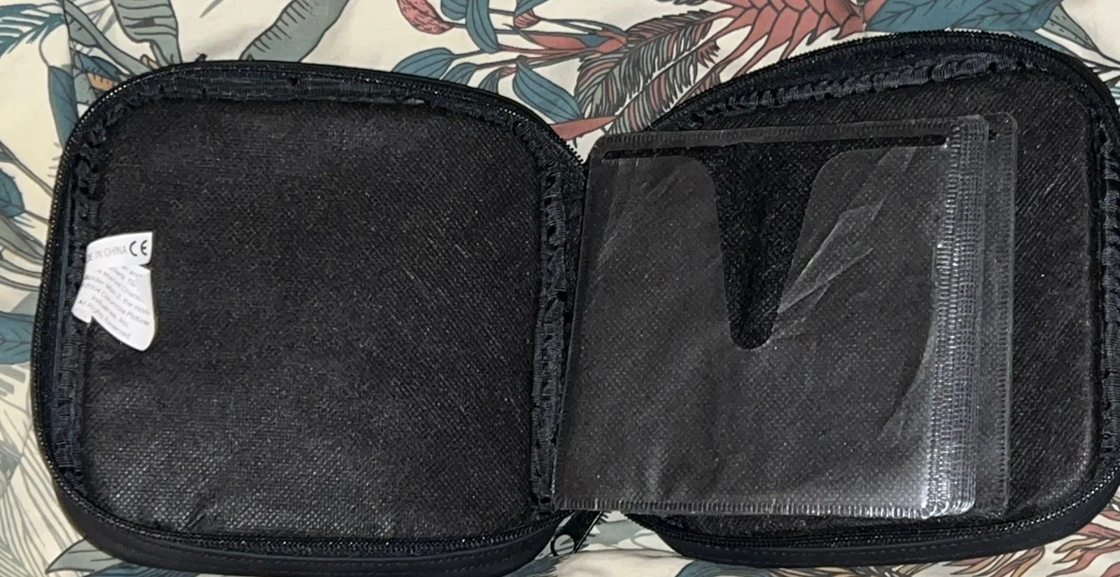Official Vintage 2004 Spider-Man 2 Y2k CD Case Holder Wallet VGC holds 32 discs, изображение 4