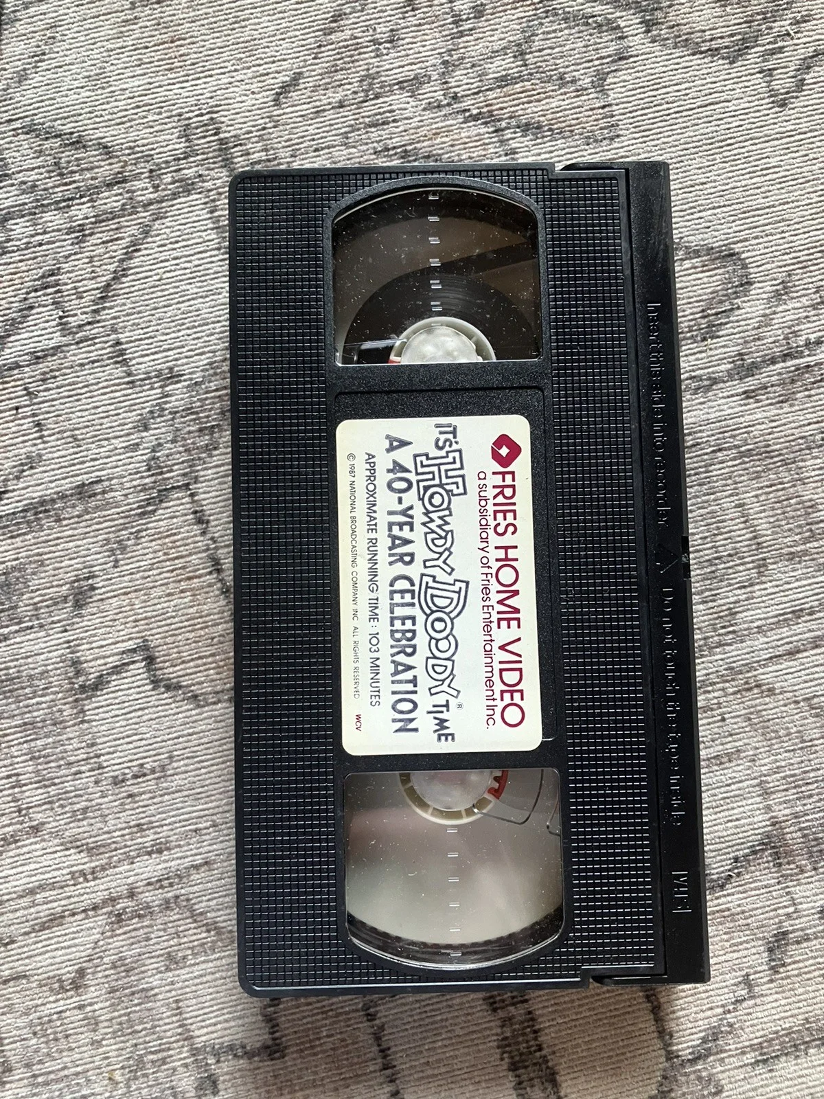 1987 HOWDY DOODY VHS TAPE SIGNED BY BUFFALO BOB SMITH & LEW ANDERSON, image 3
