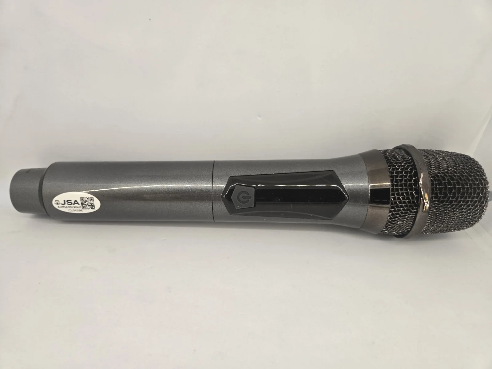 Rei Ami — Rei Ami " Signed KPOP Demon Hunters " Zoey" Microphone! JSA COA, изображение 3