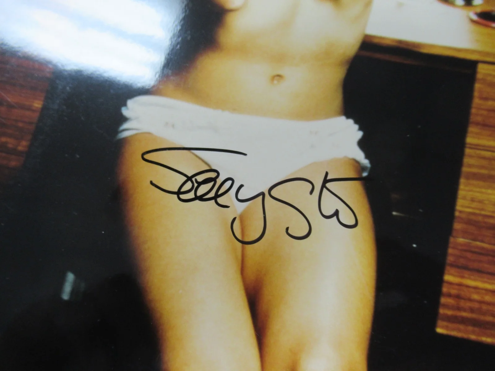 Jenny Agutter — Jenny Agutter Signed 8x10 Photo Autograph JSA Authenticated, image 2