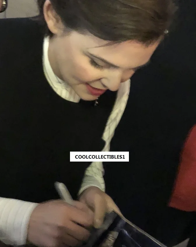 GINNIFER GOODWIN — GINNIFER GOODWIN "ONCE UPON A TIME" HAND SIGNED 8X10 COLOR PHOTO 2 COA "PROOF", изображение 4