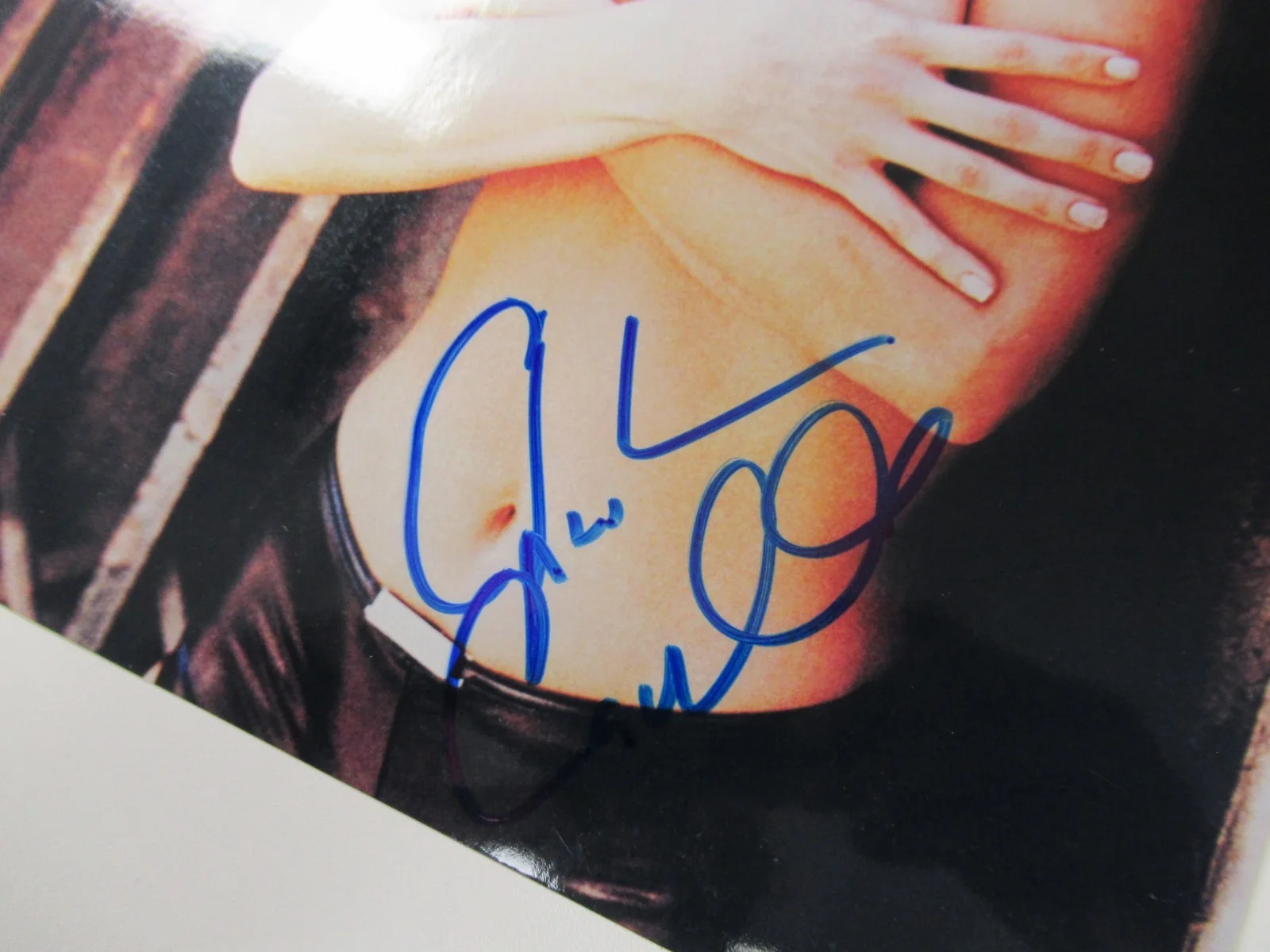 Christa Campbell — Christa Campbell Autograph 8 x 10 Photo COA JSA Auth., image 2