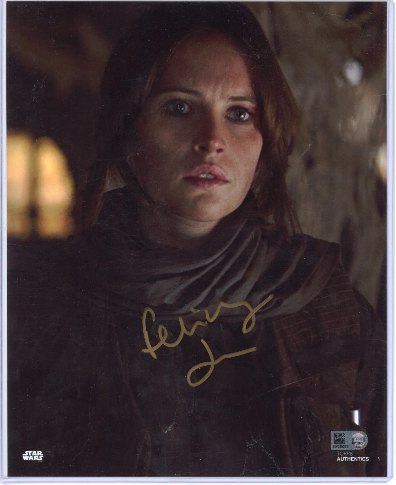Felicity Jones — Star Wars Felicity Jones Jyn Erso Rogue One Auto Autograph Signed 8x10 Topps E