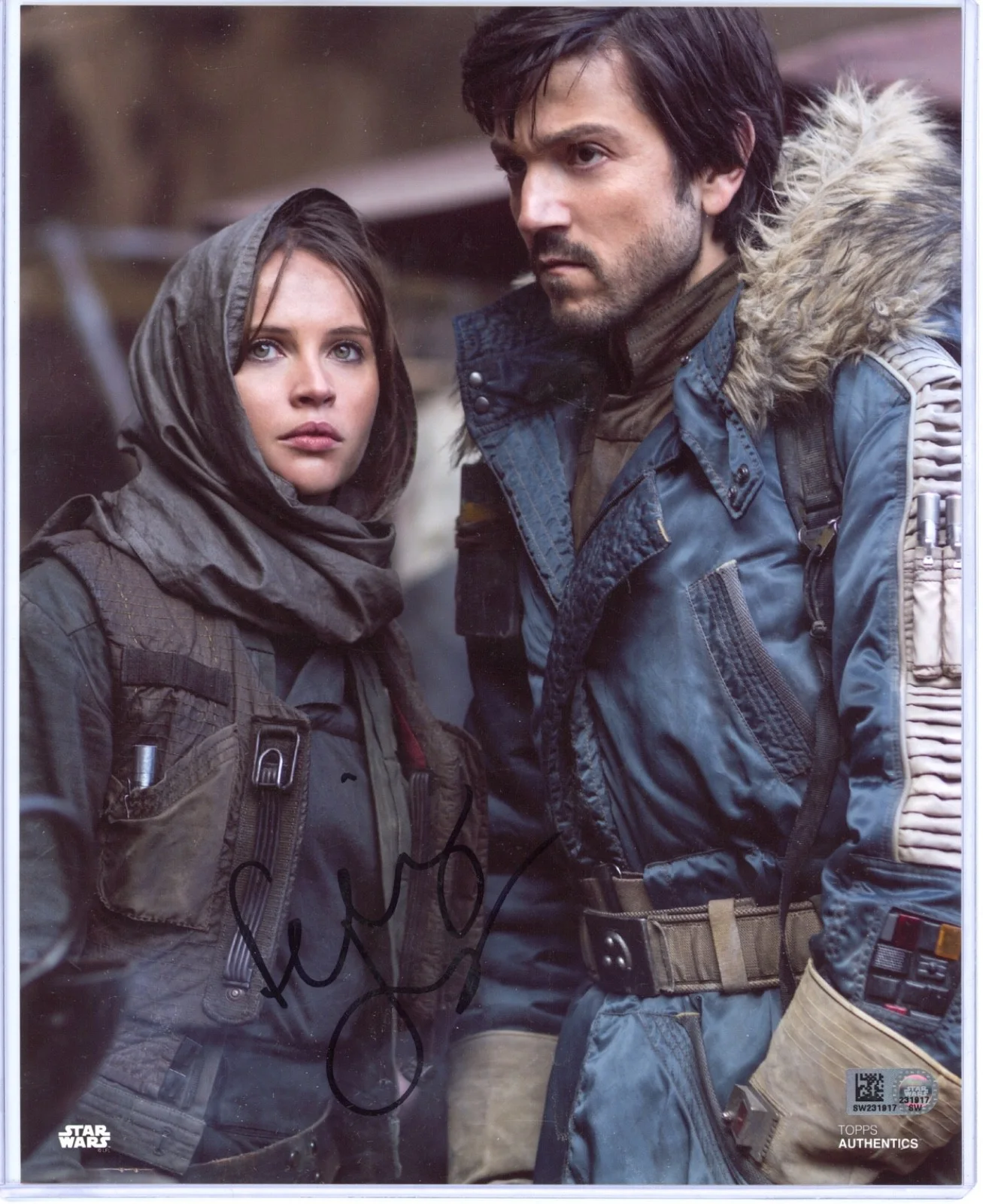 Felicity Jones — Star Wars Felicity Jones Jyn Erso Rogue One Auto Autograph Signed 8x10 Topps B