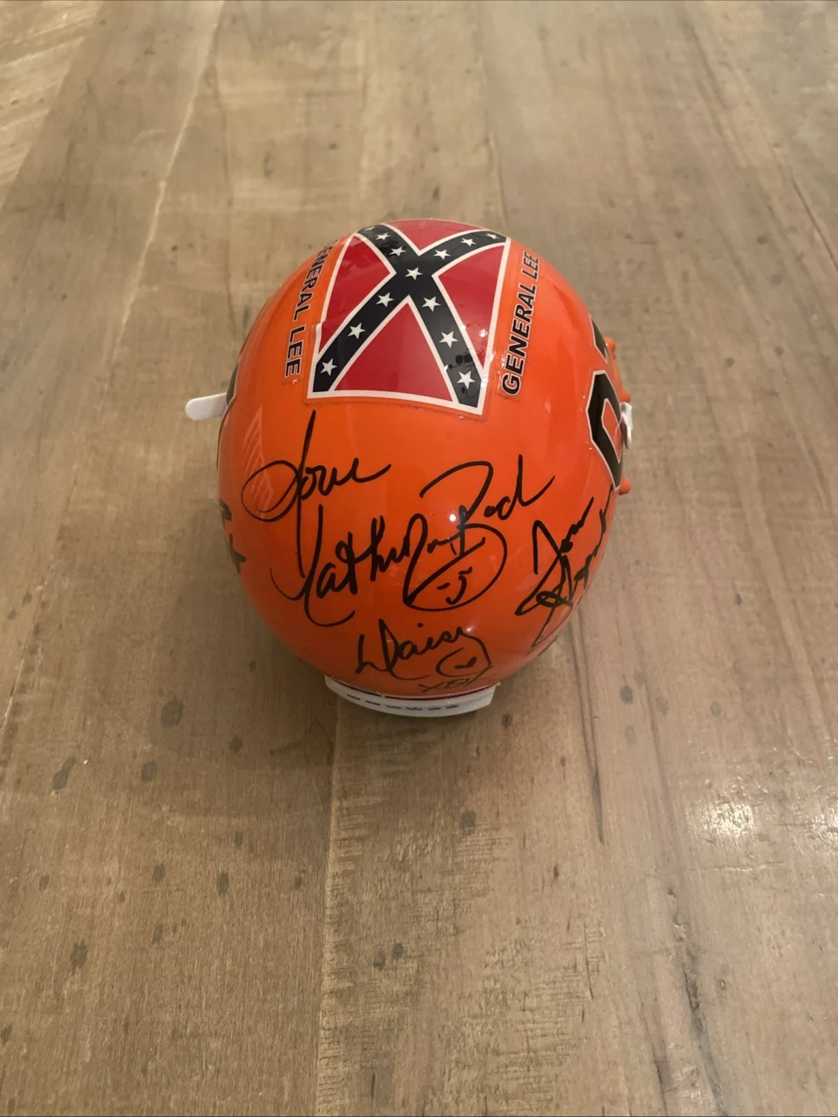 Catherine Bach, Tom Wopat, John Schneider — Dukes Of Hazzard (BACH WOPAT SCHNEIDER) Signed + Inscribed Mini Helmet! Beckett