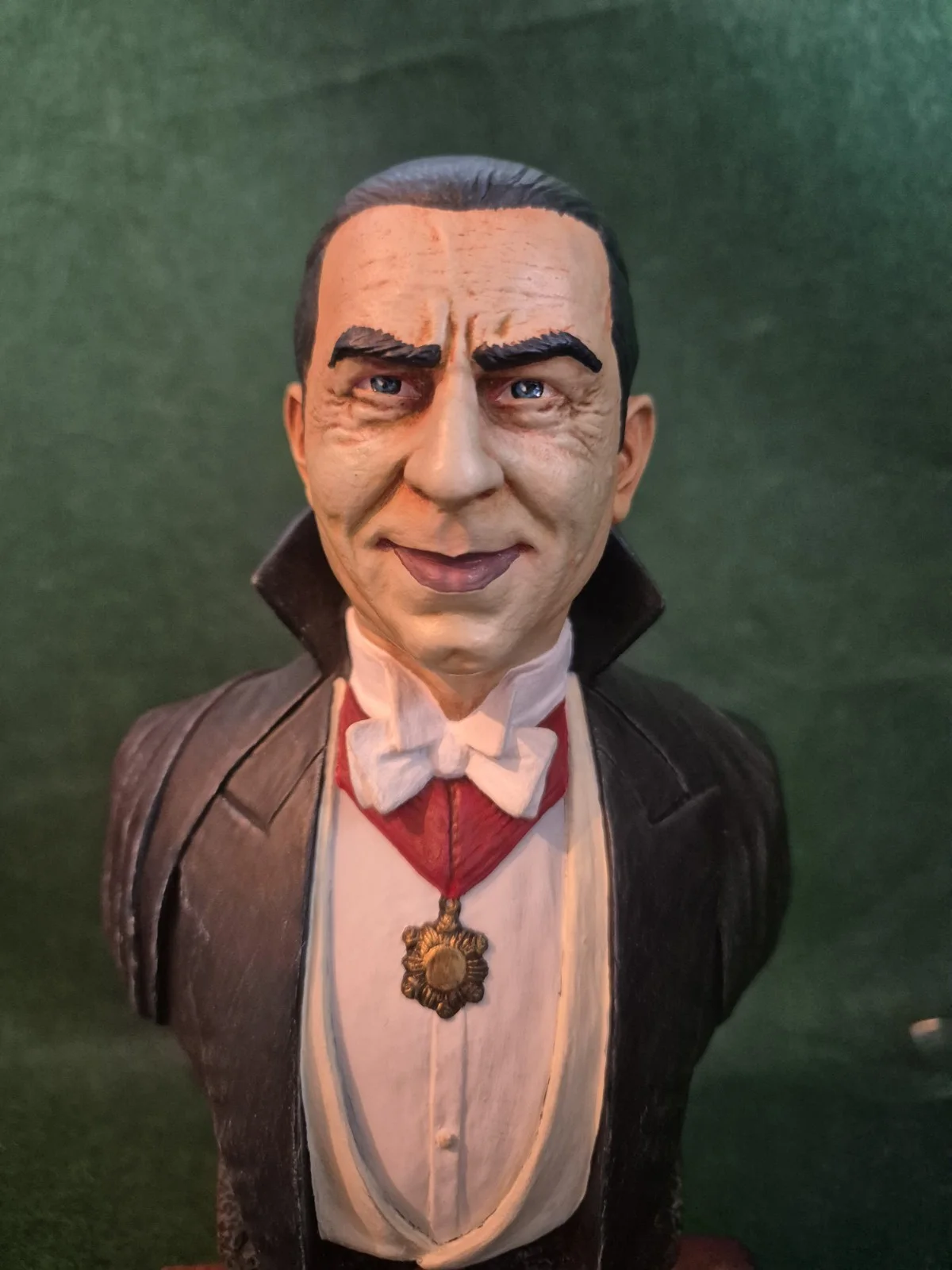 Tony McVey Art Attack 1999 Bela Lugosi Dracula 1/3 Scale Bust Painted Universal, image 2