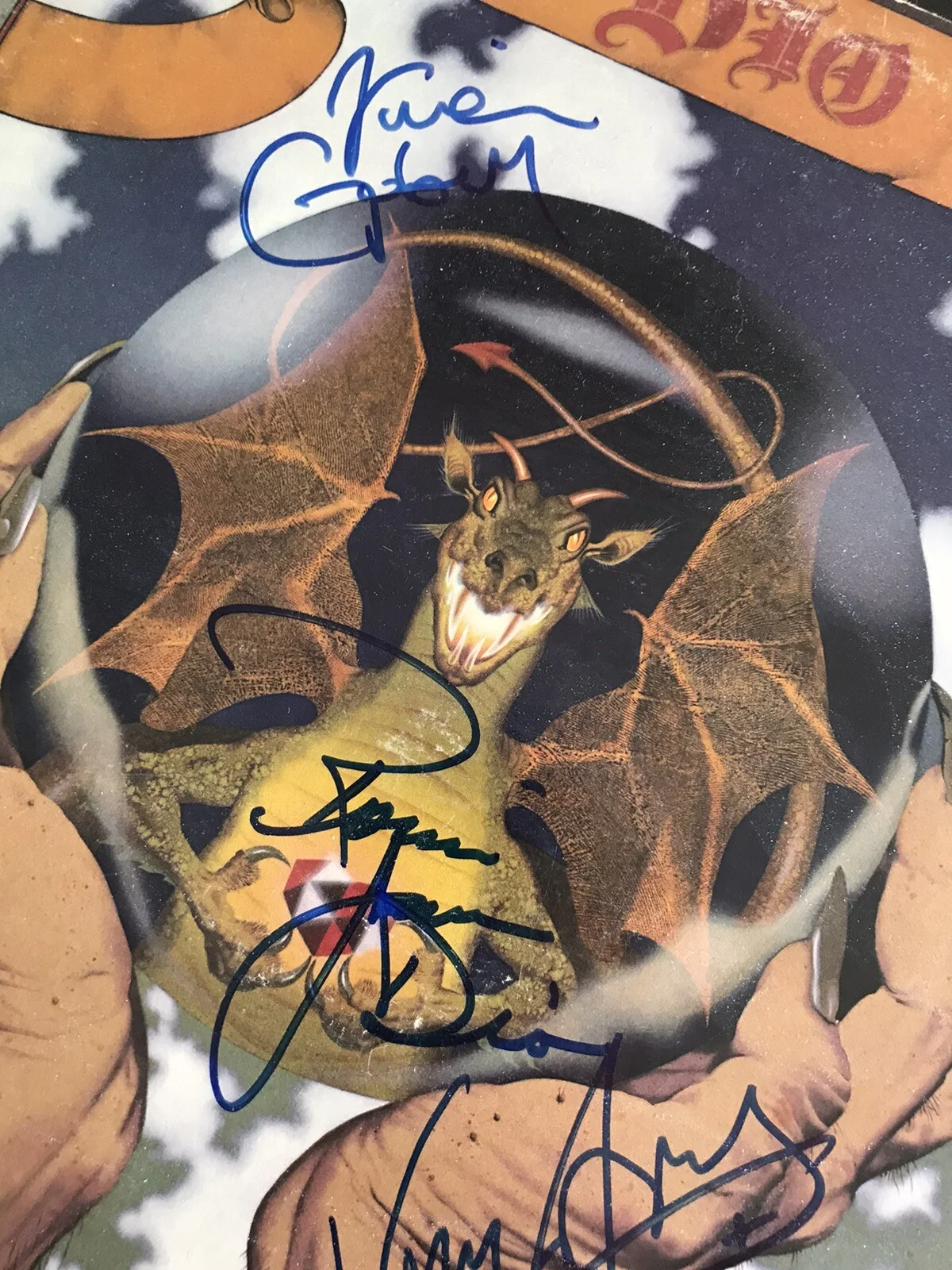 RONNIE JAMES DIO SIGNED SACRED HEART VINYL LP *PROOF* VIVIAN CAMPBELL APPICE, image 3