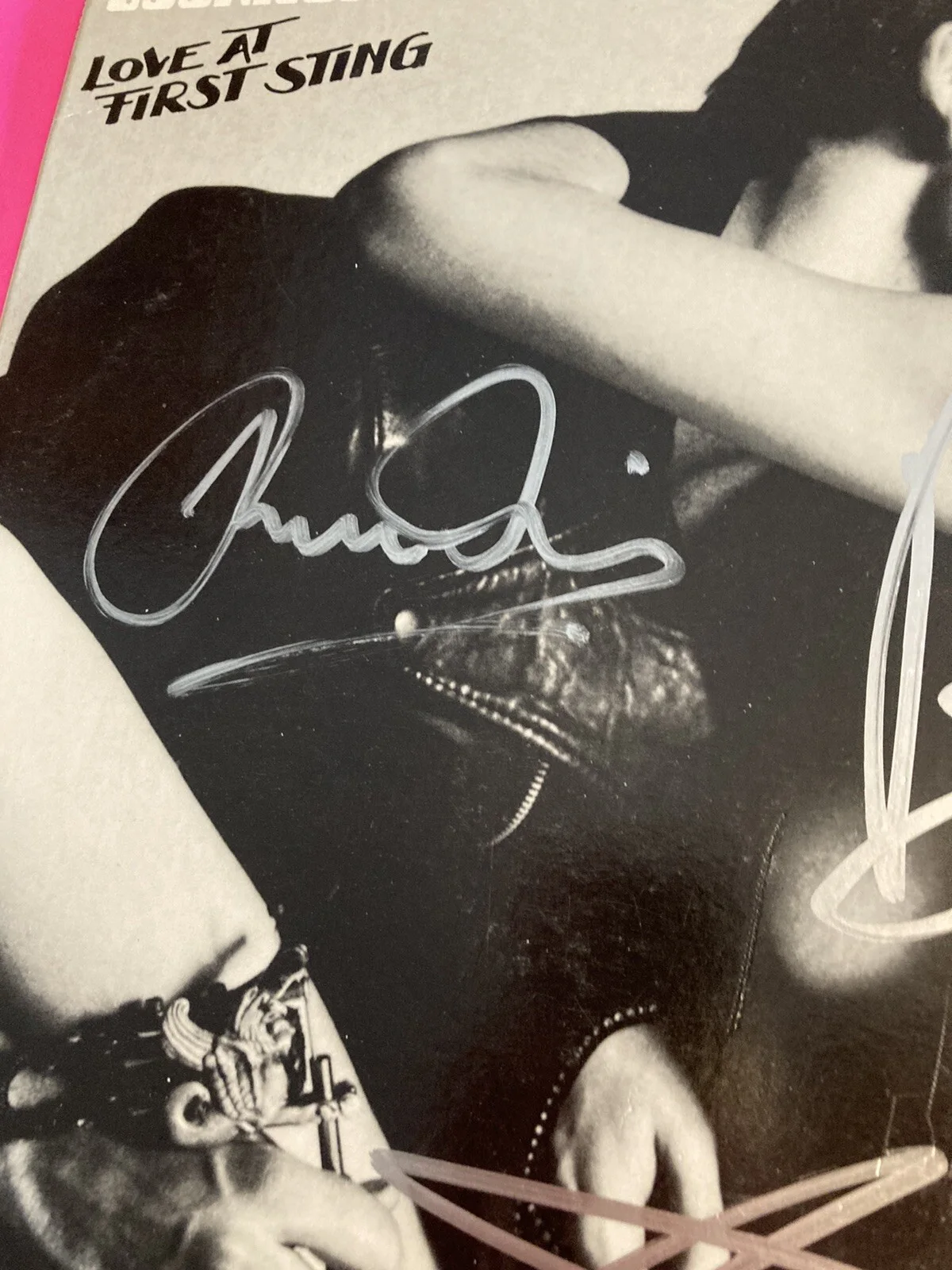 SCORPIONS x4 SIGNED AUTOGRAPH LOVE AT FIRST STING VINYL LP *EXACT PROOF*, image 5