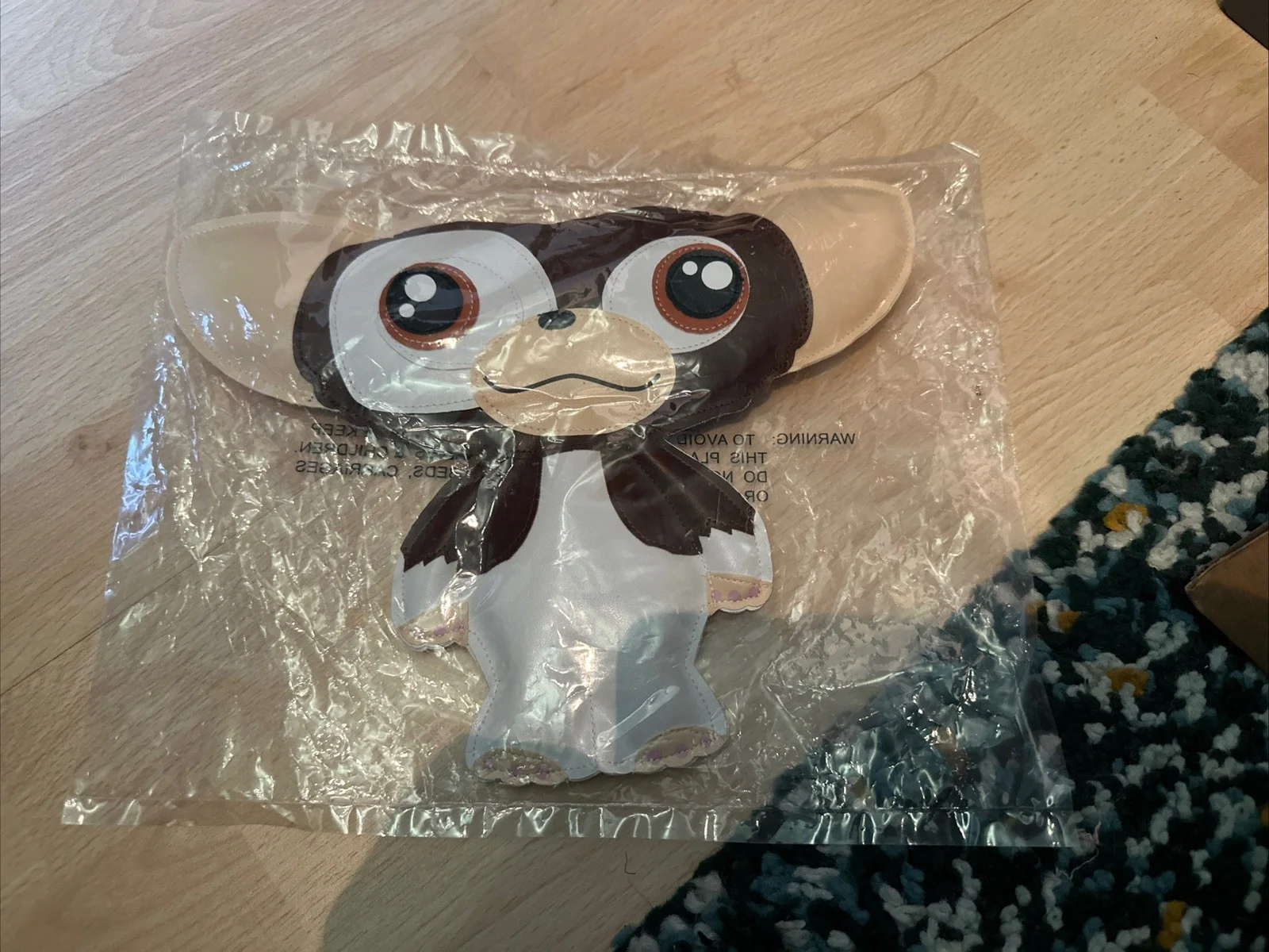 Gremlins Vinyl Hang-On Gizmo - Neca - Retro - Collectable With Tags, image 2