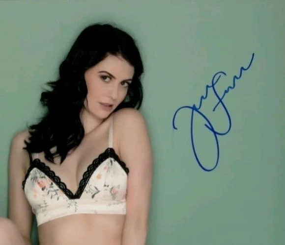 Jessie Fierce — Stunning playboy model, Jessi Fierce- signed 8x10 Photo w/COA, изображение 2