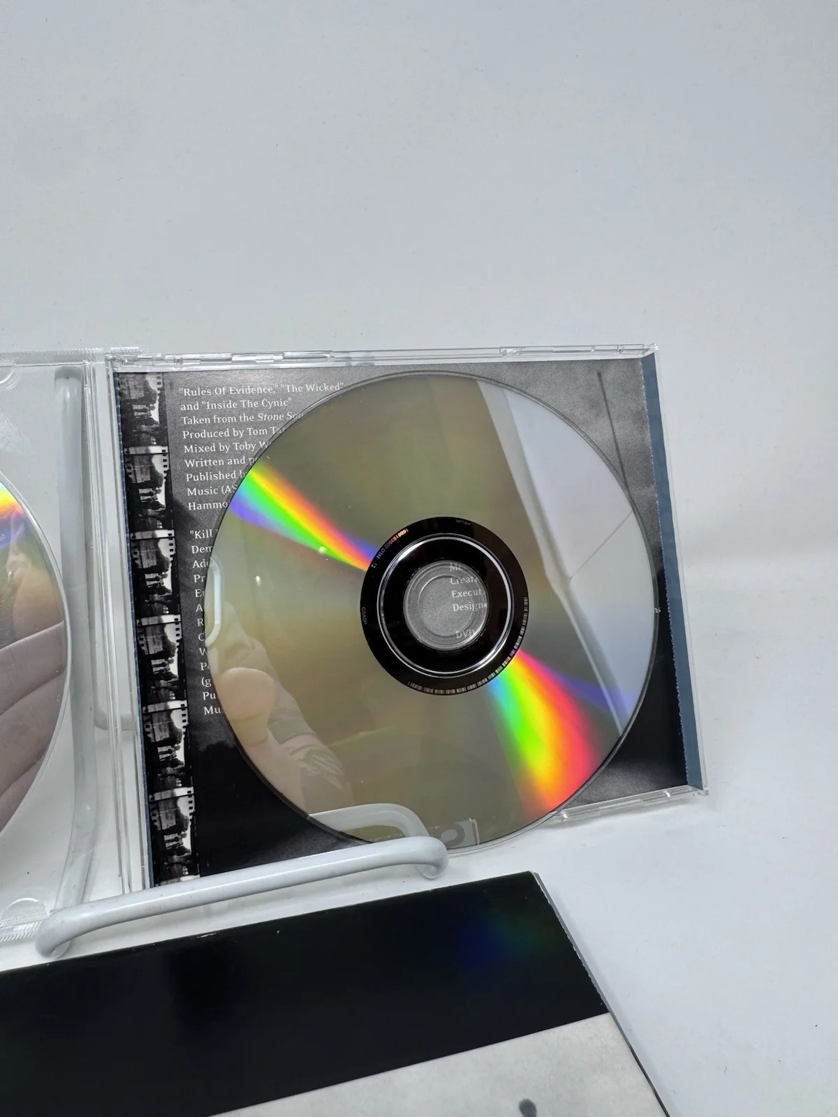 Stone Sour - Stone Sour CD AND DVD AUTOGRAPHED BY WHOLE BAND, image 5
