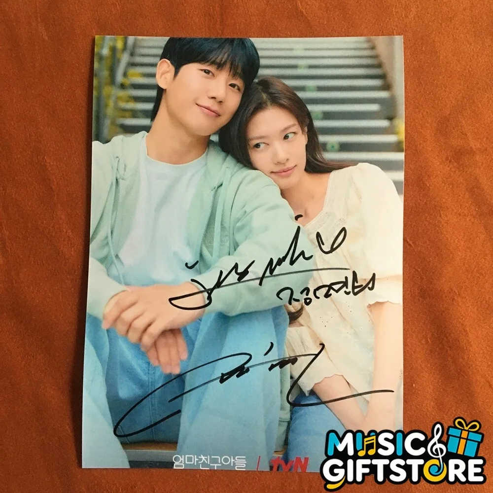 LOVE NEXT DOOR Jung Hae In So-Min Jung Autographed Signed Photo K-POP 2024B #MUG, image 3