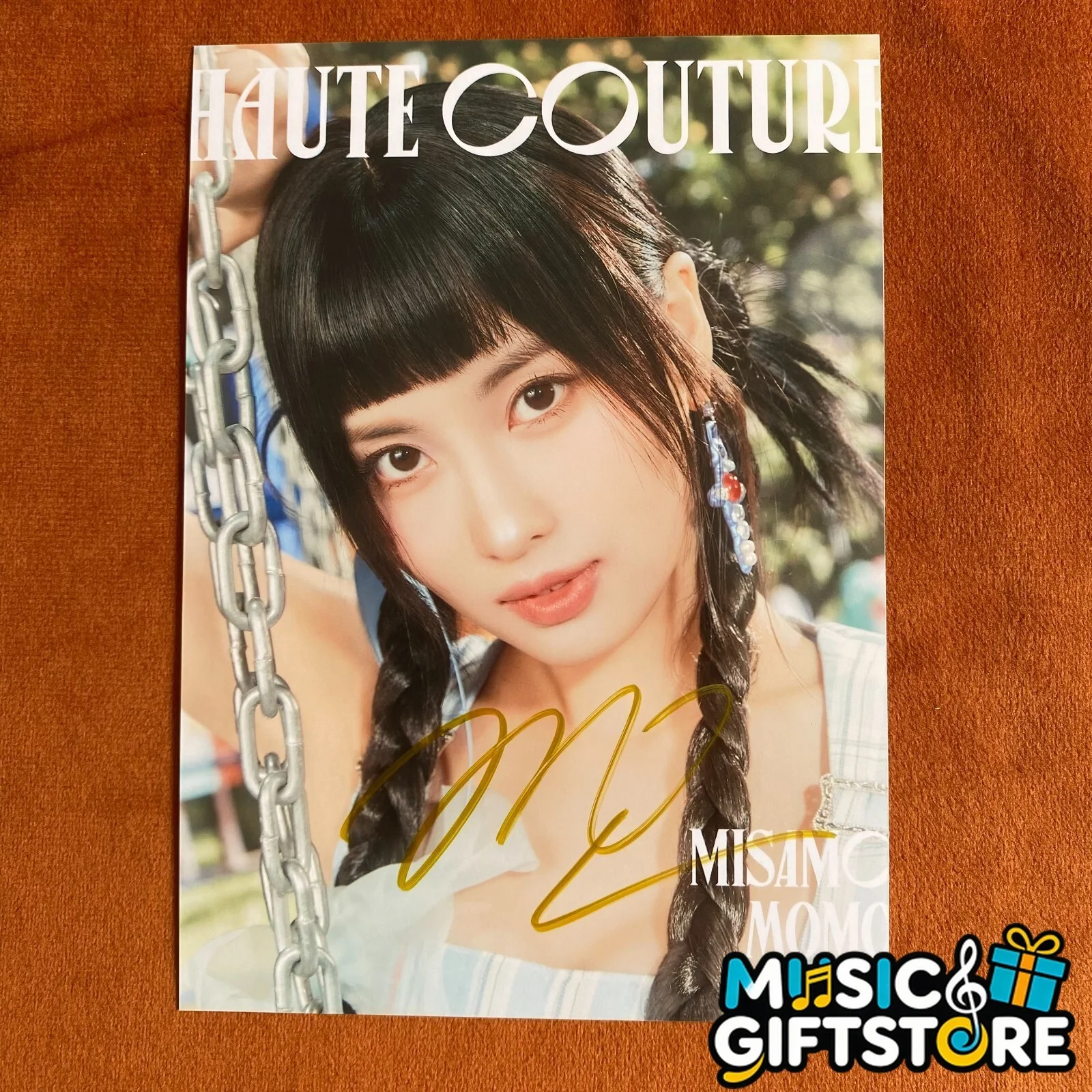 TWICE MOMO Autographed Signed Photo HAUTE COUTURE 4*6 K-POP Collection 2024 #MUG, image 4