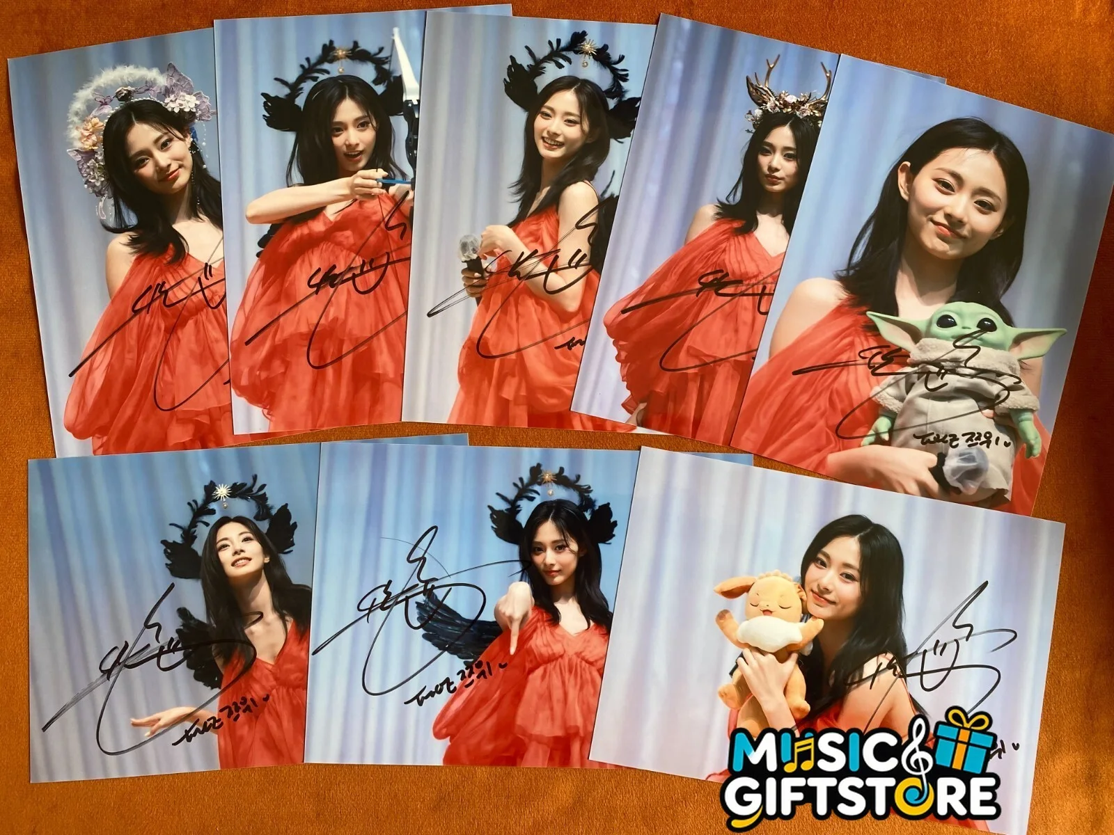 TWICE Tzuyu Autographed Signed Photo 4*6 K-POP Collection 2024 #MUGS, image 2