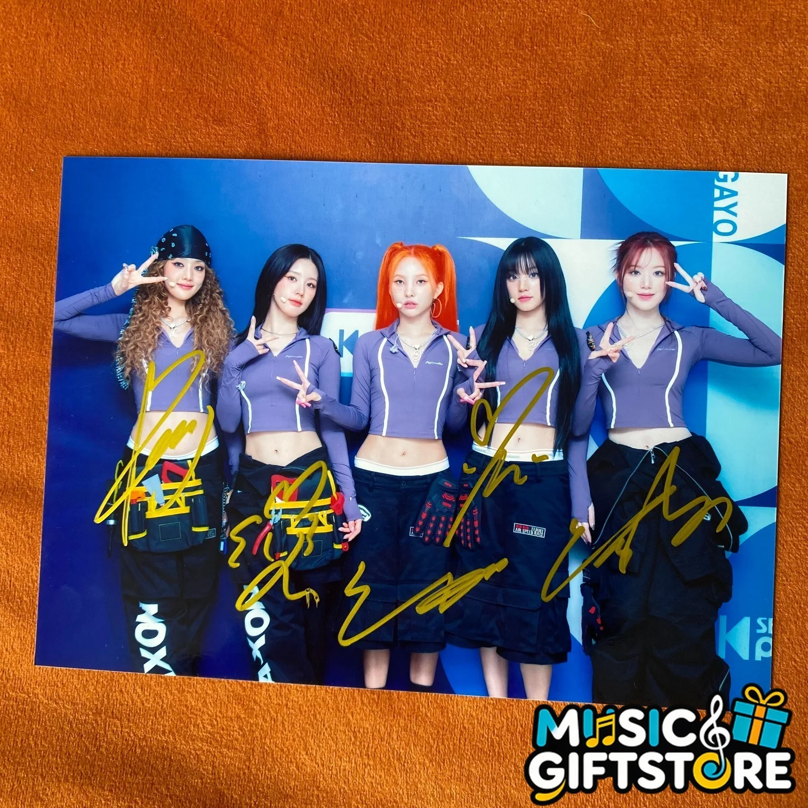 (G)I-DLE GIDLE Group Photo K-POP Collection K-POP Autographed Signed 2024 #MUGS, изображение 4