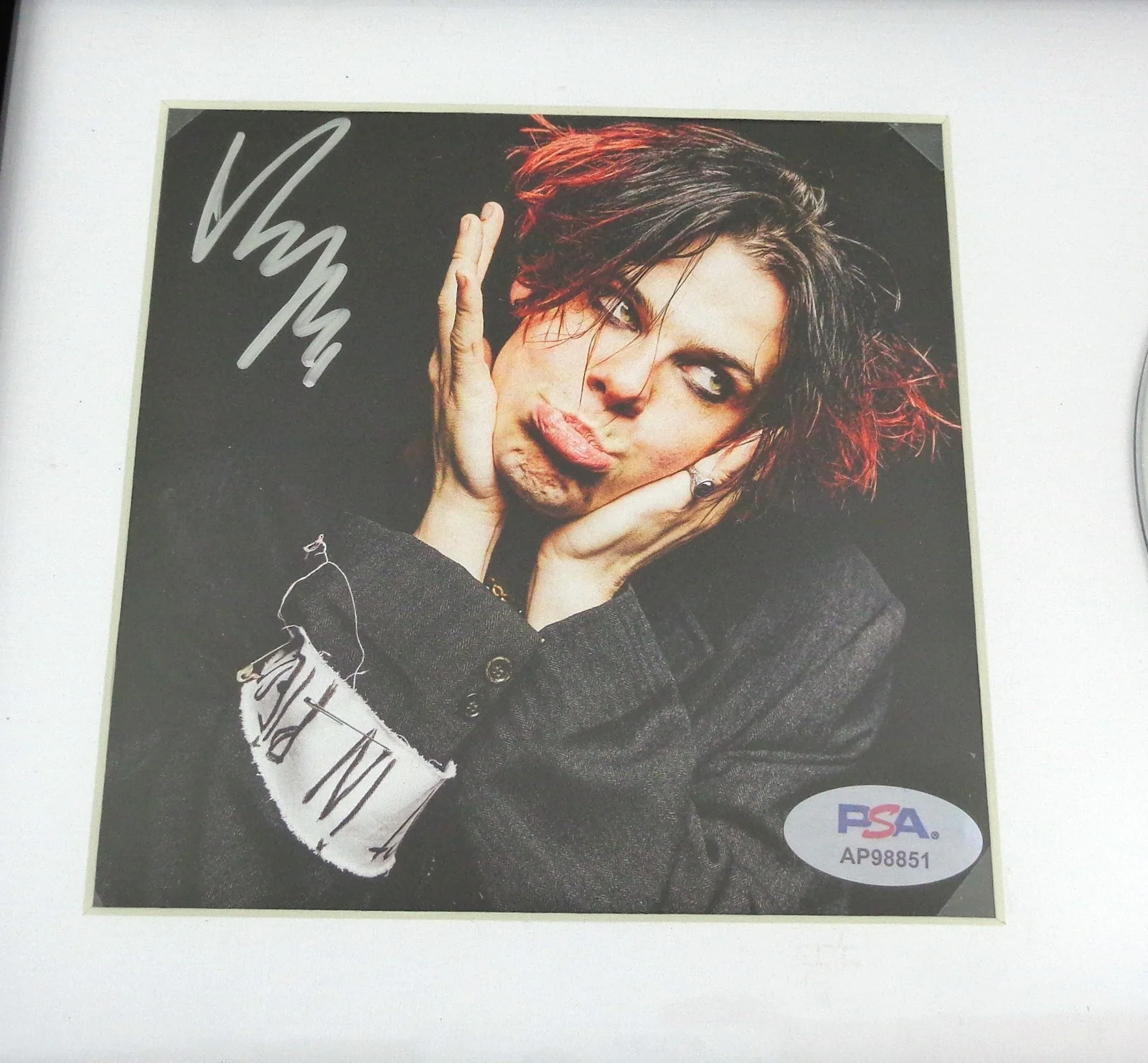 Yungblud Dom Harrison Signed Autograph Self Titled CD Framed PSA/DNA COA, image 2