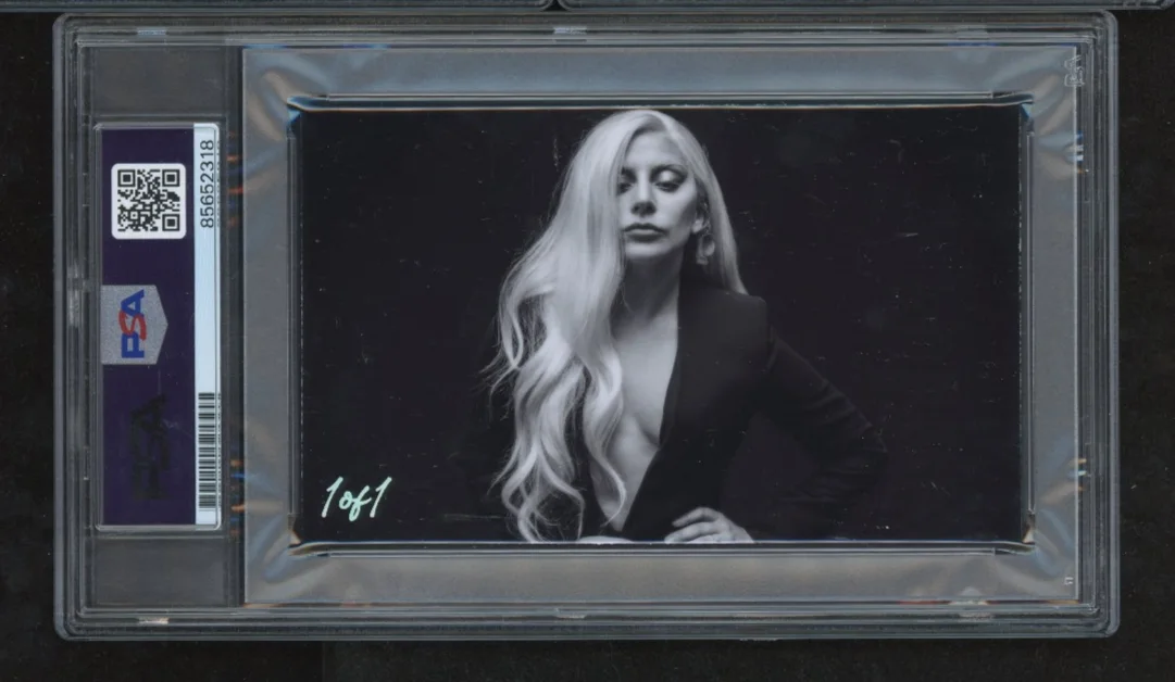 Lady Gaga signed Cut 3x5 Custom Card PSA DNA Slab Music Auto C5705, изображение 2