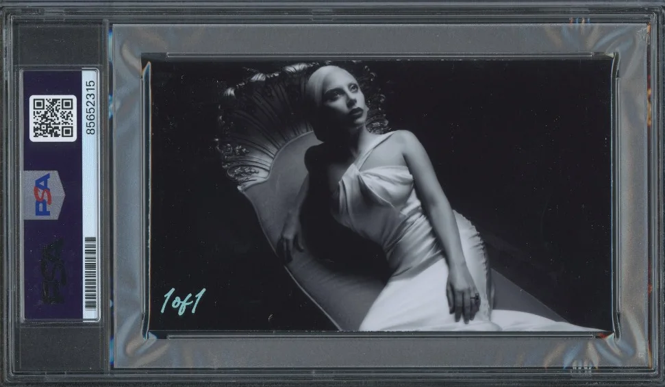 Lady Gaga signed Cut 3x5 Custom Card PSA DNA Slab Music Auto C5704, изображение 2