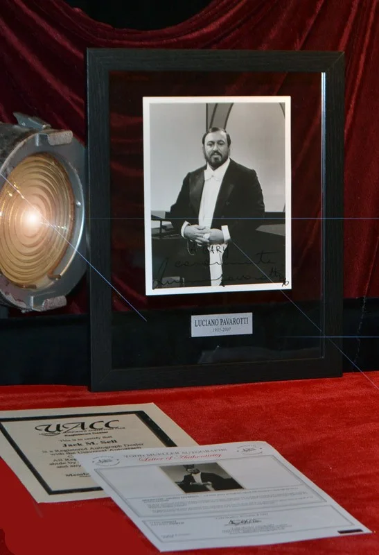 LUCIANO PAVAROTTI Signed RARE Original Autograph, Frame, Plaque, COA UACC #228, изображение 2