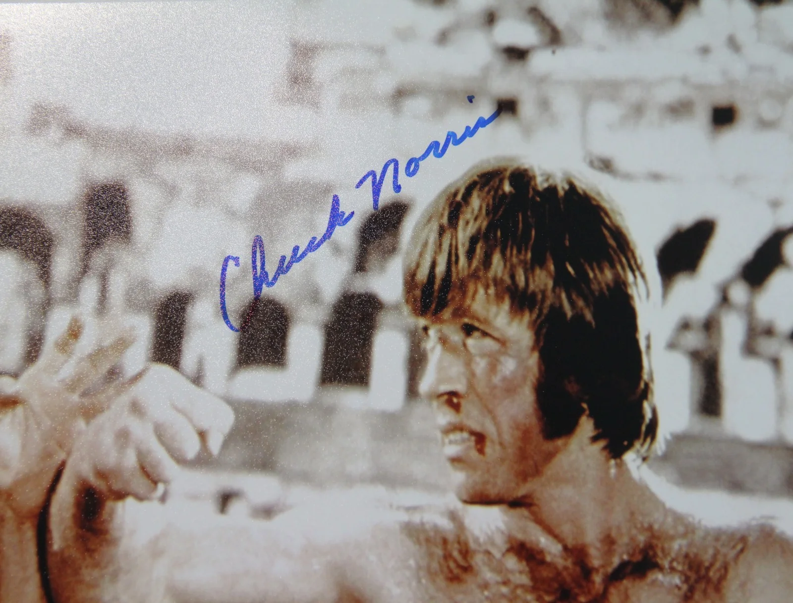 SIGNED CHUCK NORRIS 11x14 Color Photo W/Bruce Lee, with Beckett Witnessed COA, изображение 2