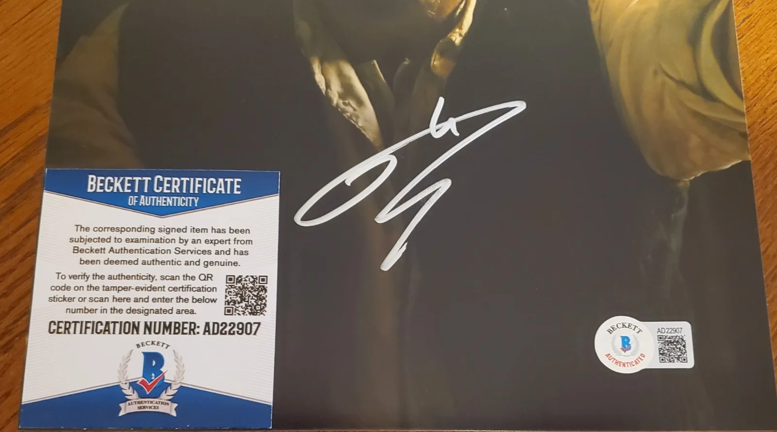 Tom Hardy — ALFIE Tom Hardy 8x10 AUTOGRAPH Beckett Peaky Blinders Signed Photo BAS COA AUTO, image 2
