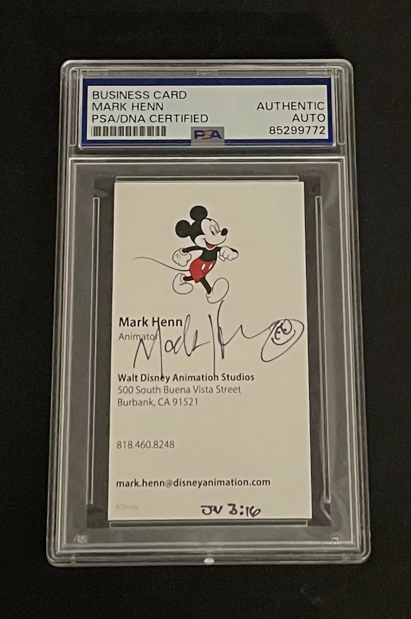 Mark Henn — Disney Animator Mark Henn Signed Business Card PSA/DNA Slabbed Autograph, изображение 2