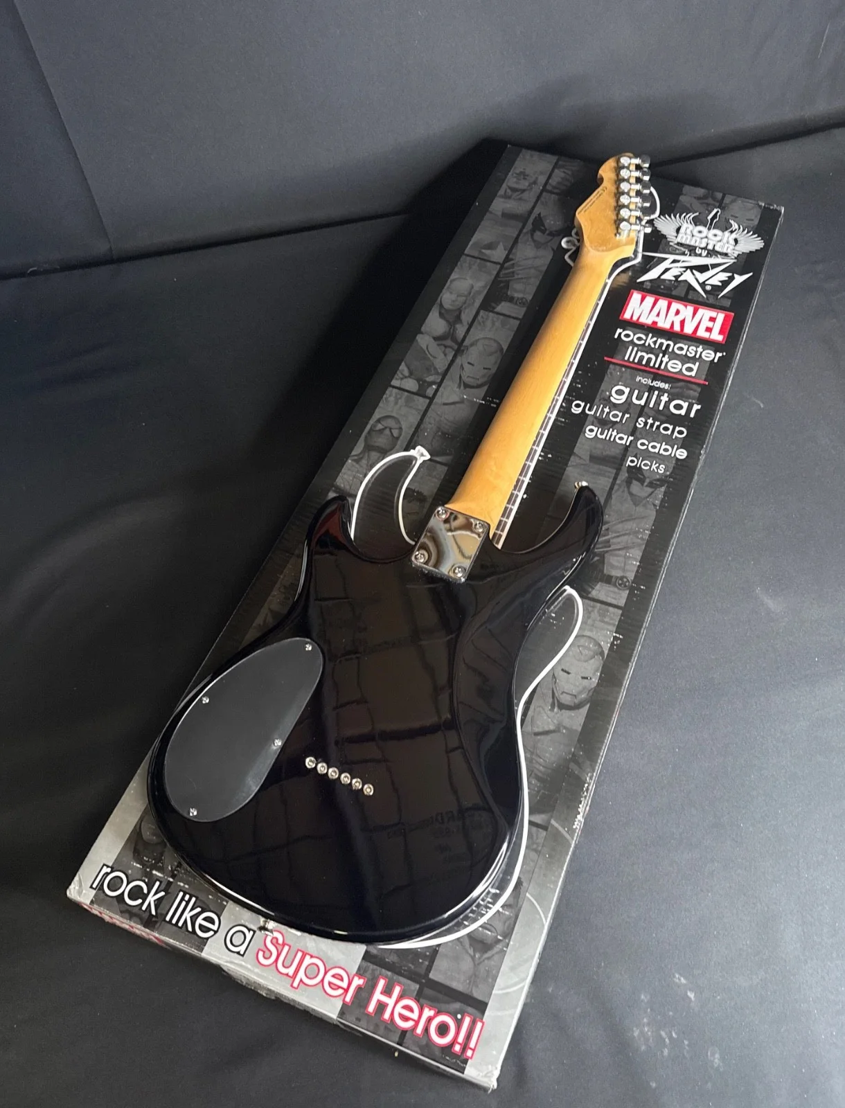 Stan Lee — Stan Lee Signed Spiderman Peavy Marvel Guitar 3/4 Size Stan Lee Authenticity, image 4